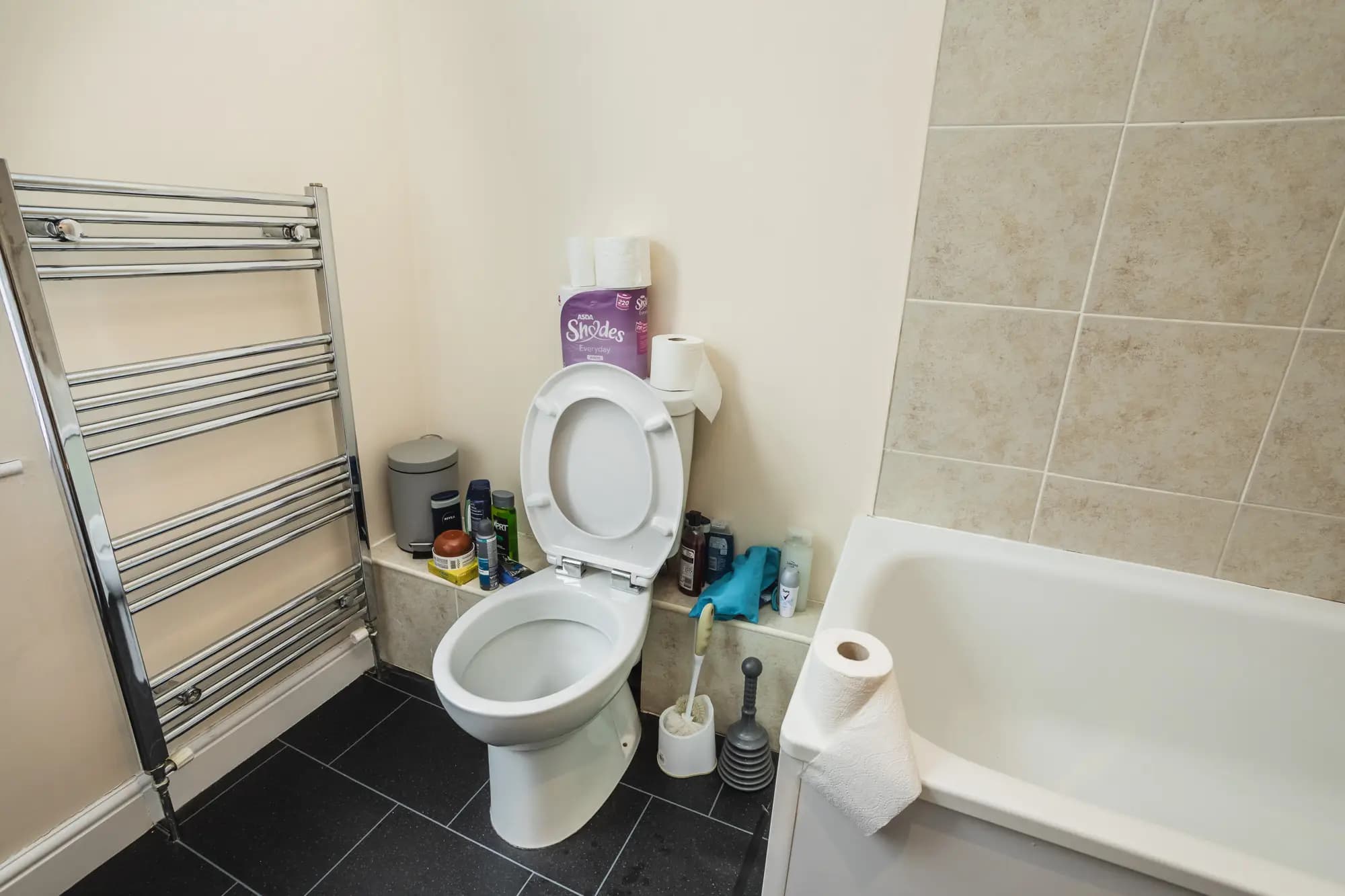 property photo 11 of 22