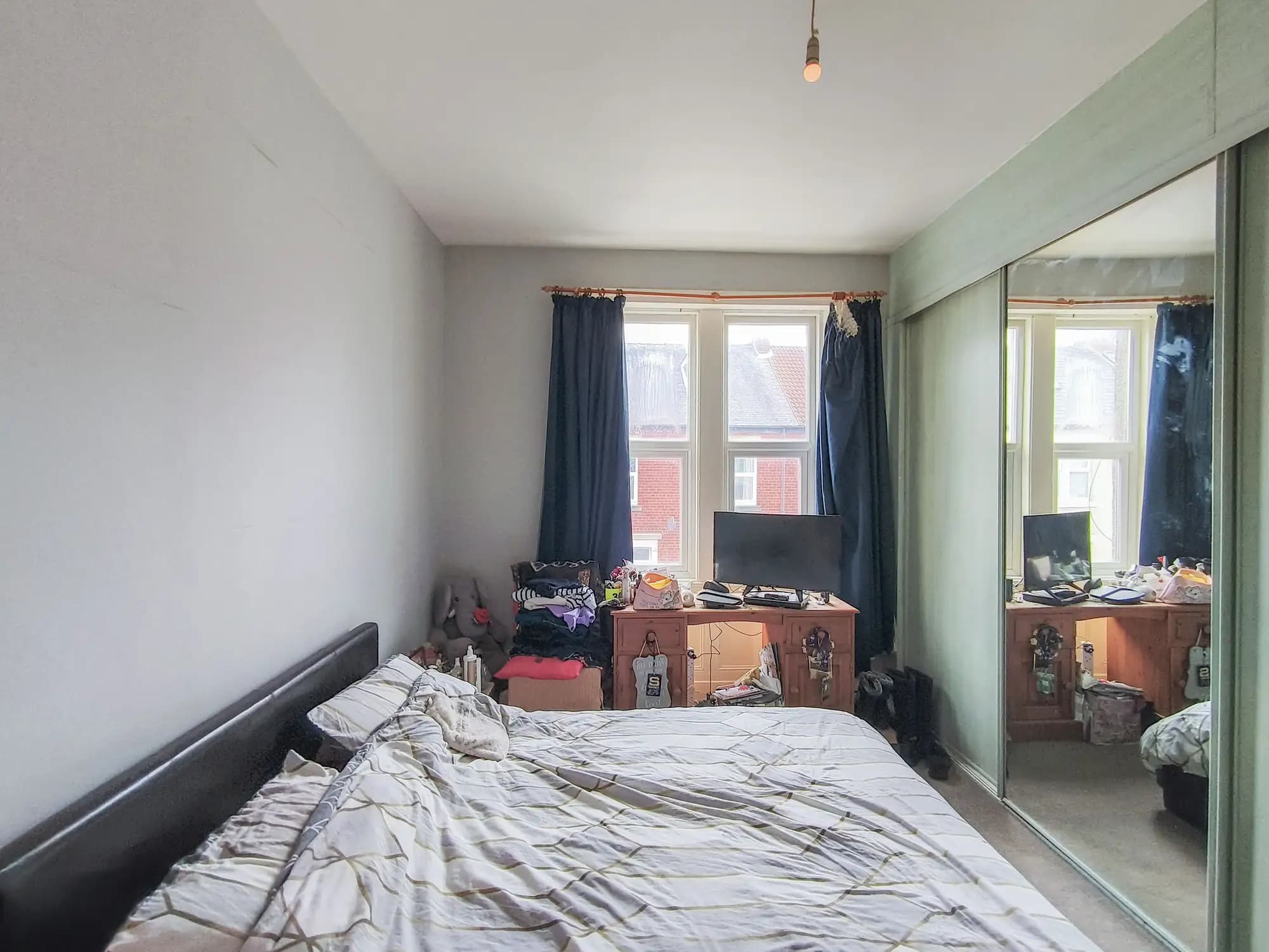 property photo 10 of 14