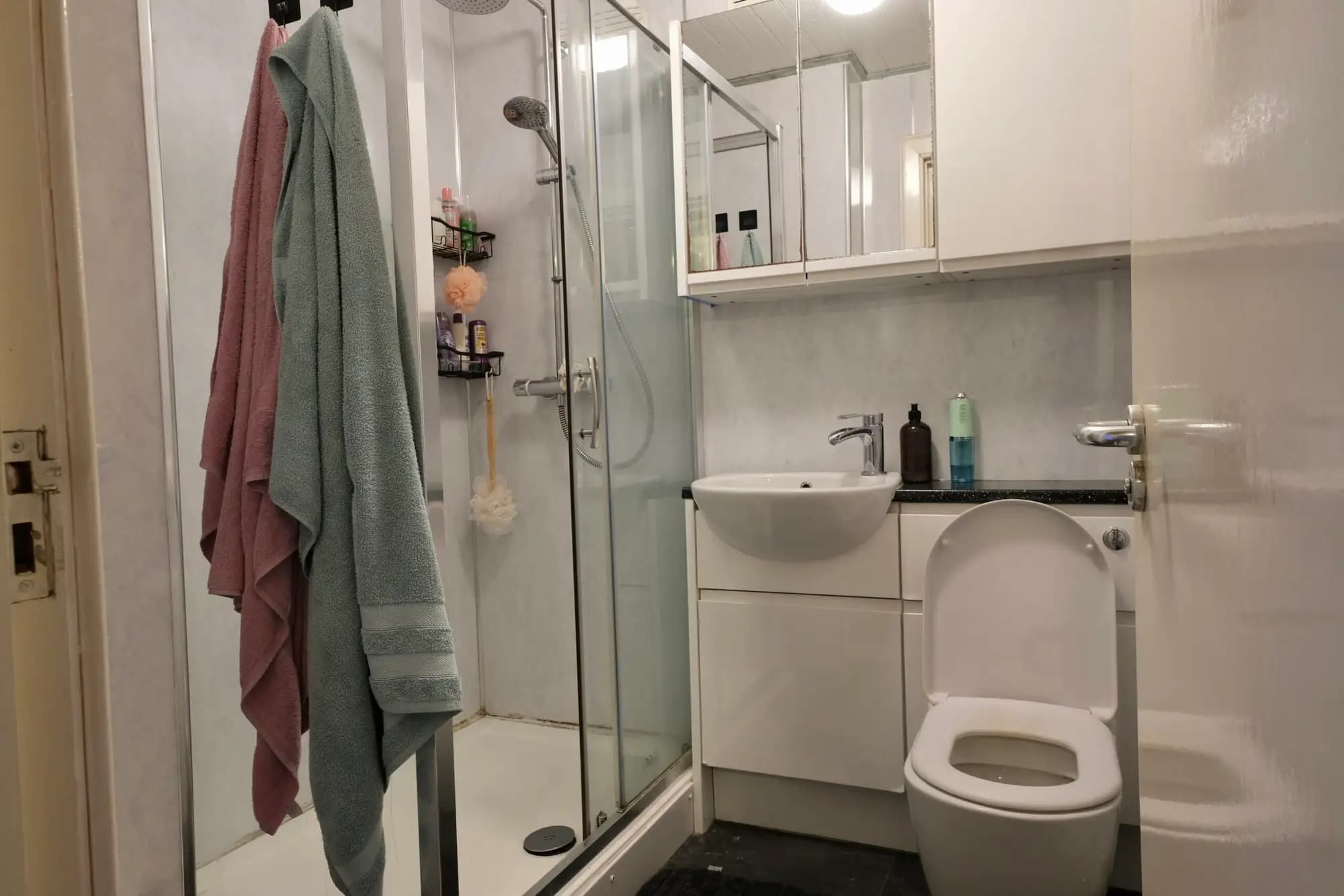 property photo 10 of 19