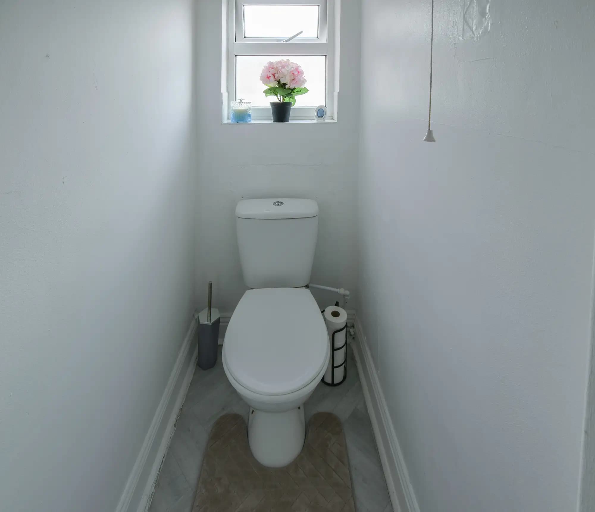 property photo 9 of 20