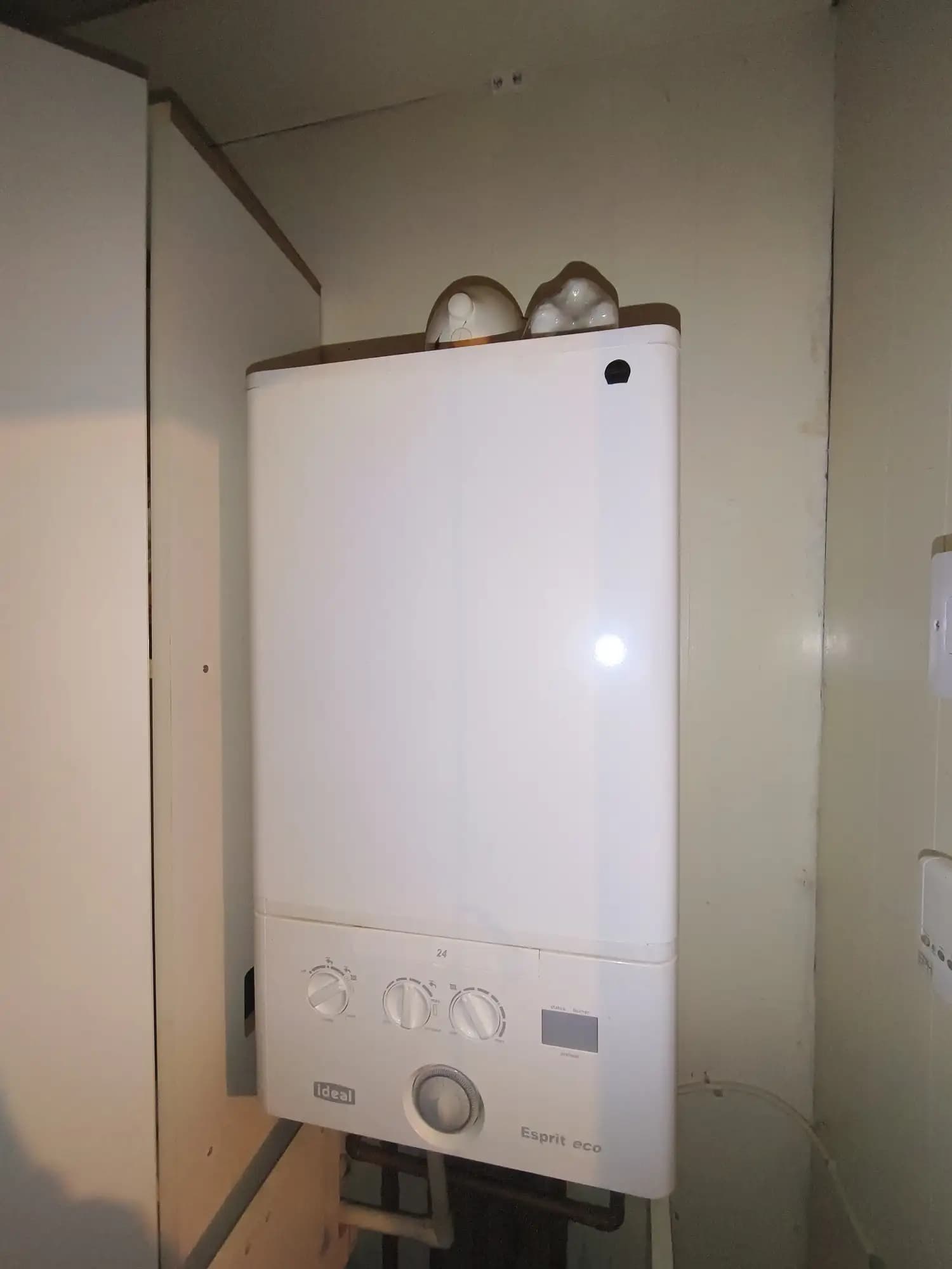 property photo 10 of 11