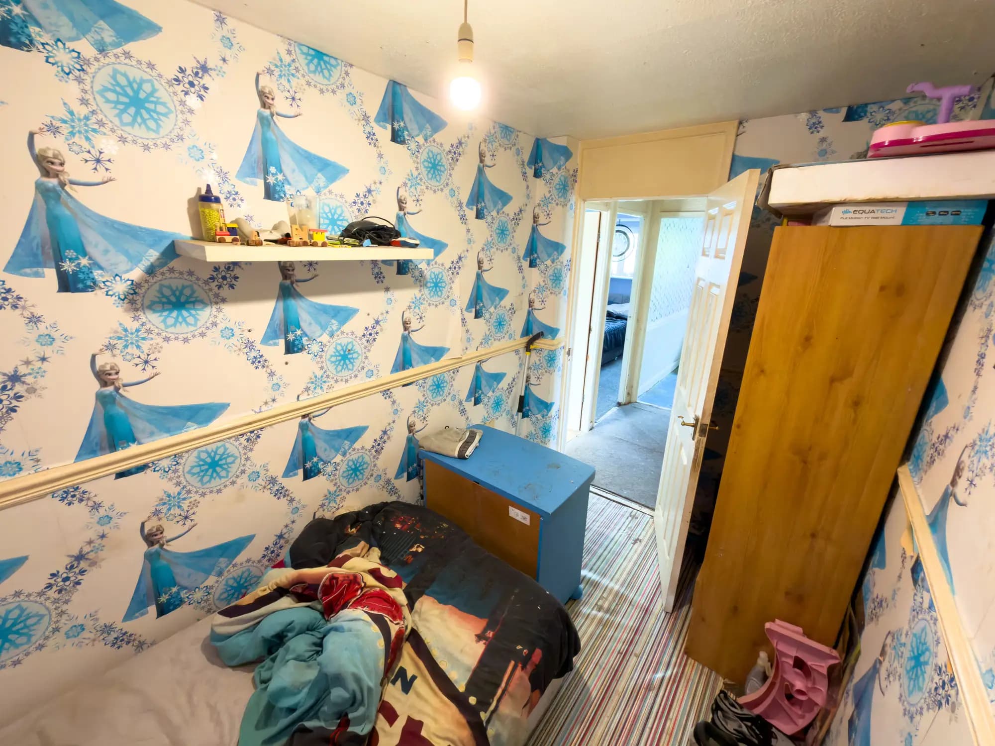 property photo 23 of 31