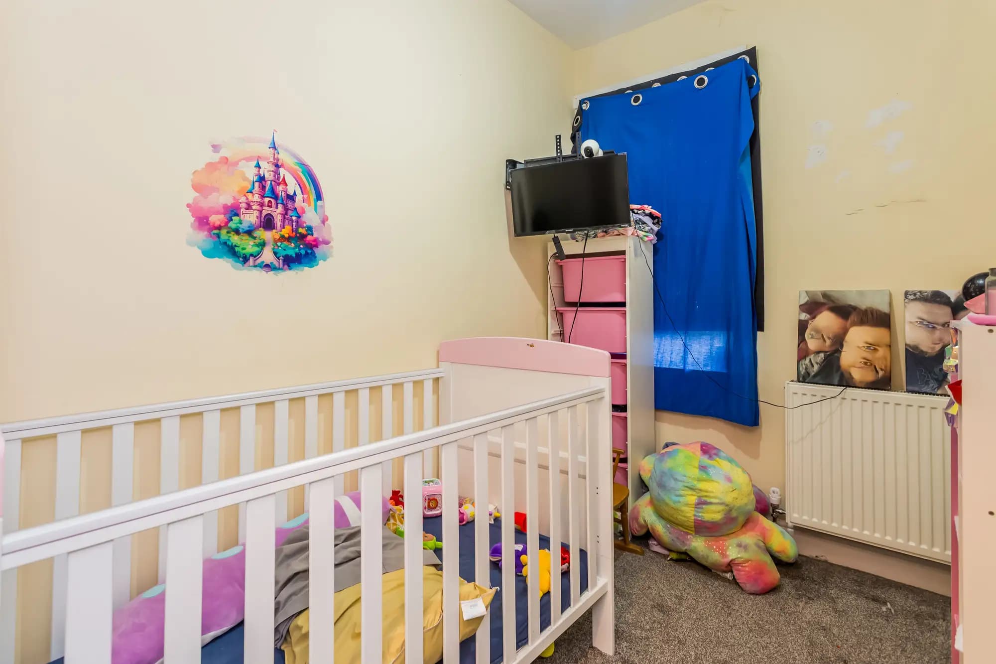 property photo 17 of 25