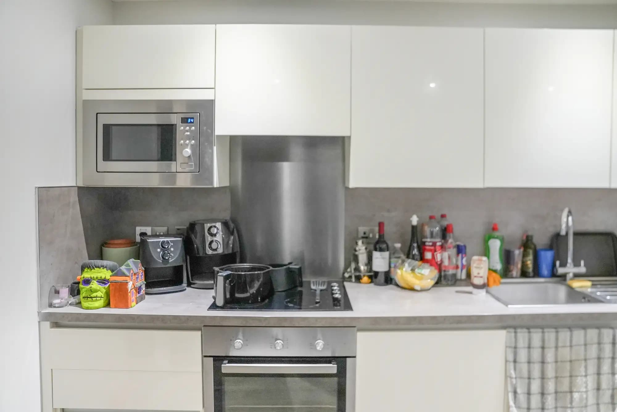 property photo 4 of 20