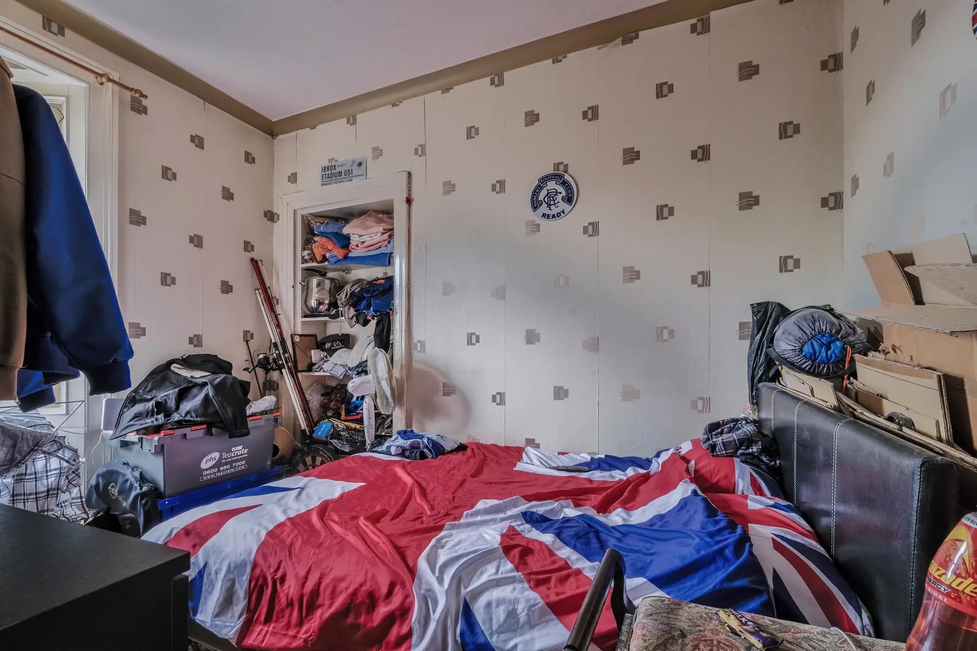 property photo 8 of 13