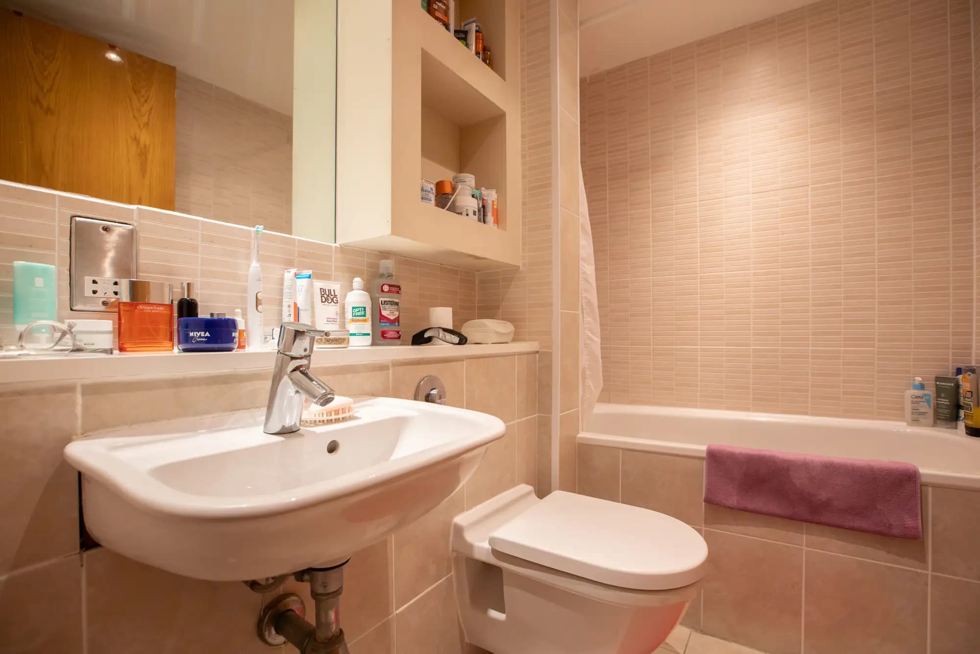 property photo 17 of 32