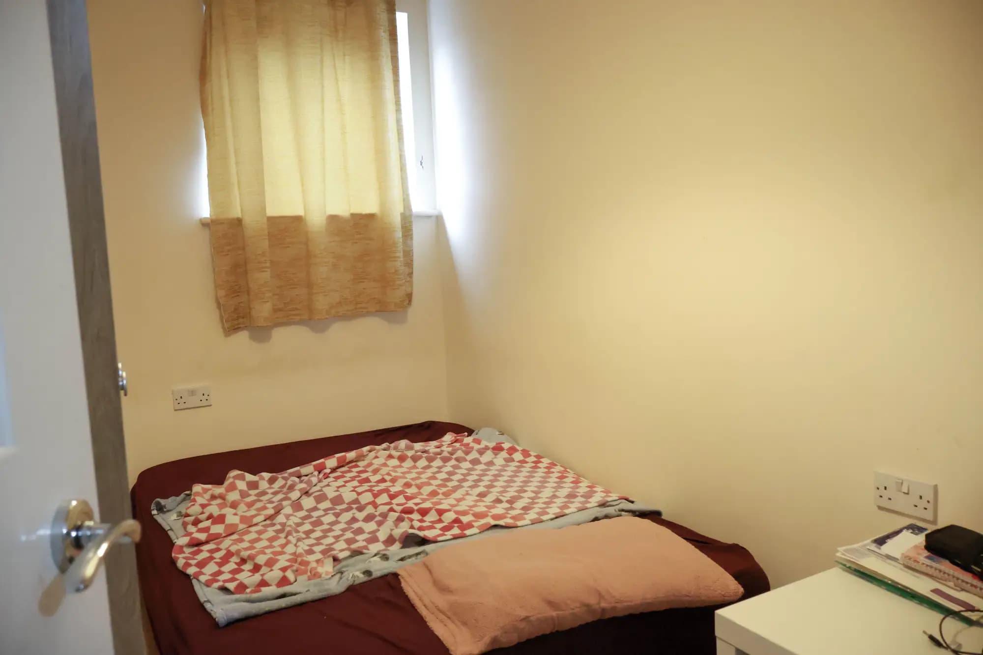 property photo 10 of 16