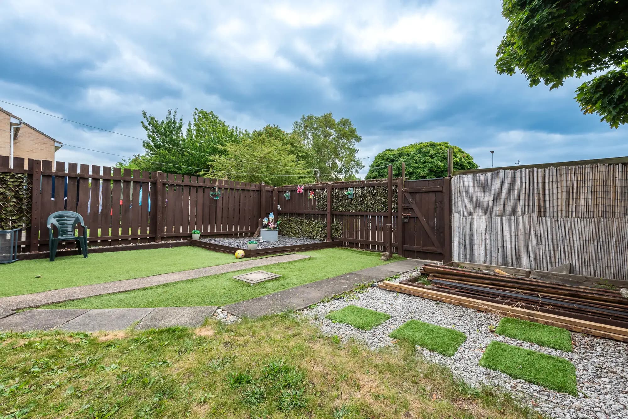 property photo 22 of 24