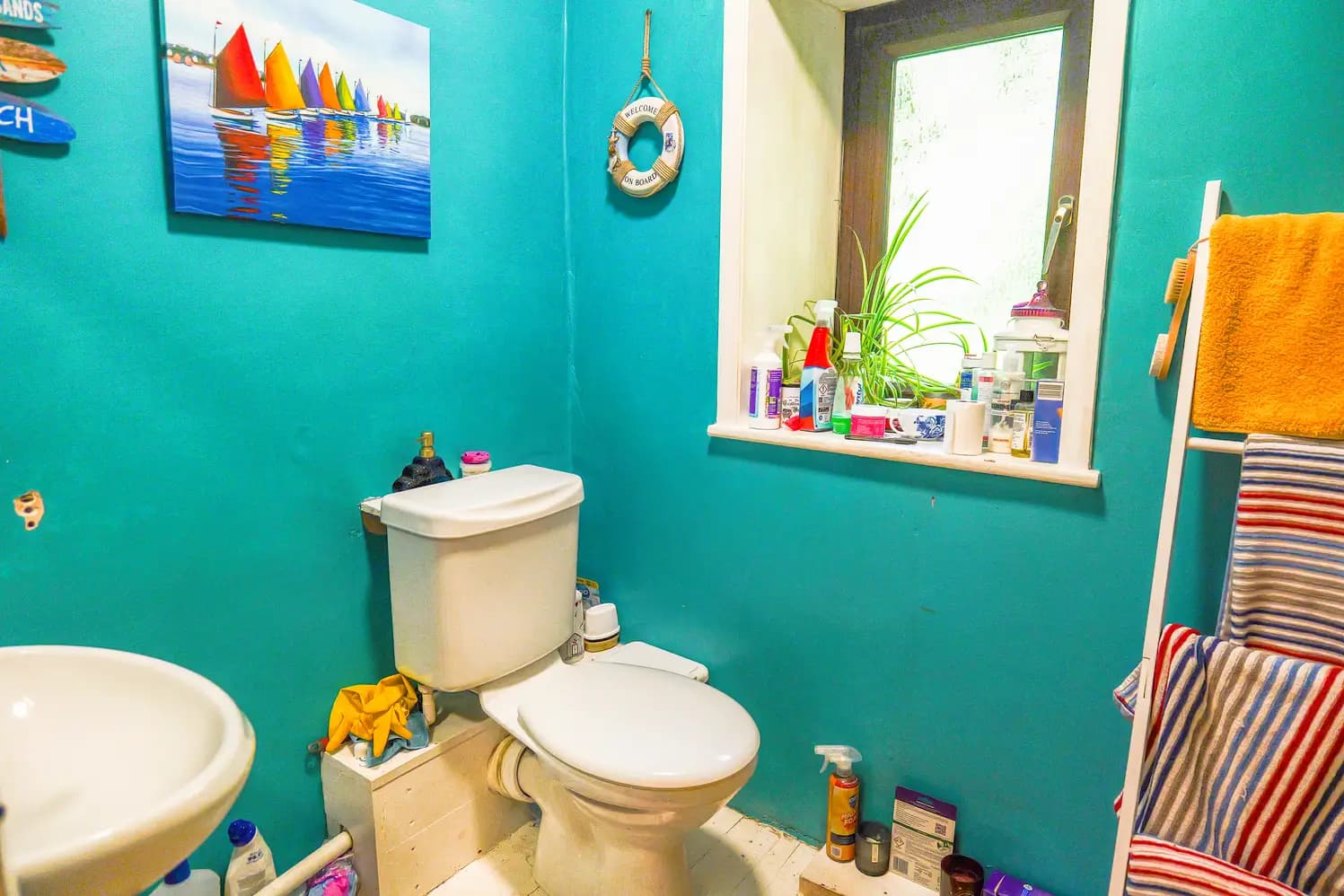 property photo 10 of 27