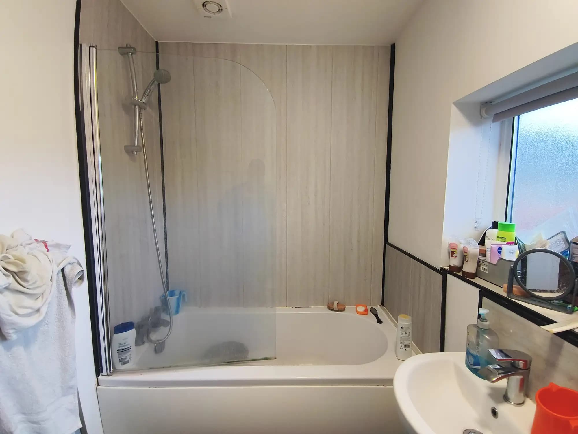 property photo 8 of 16