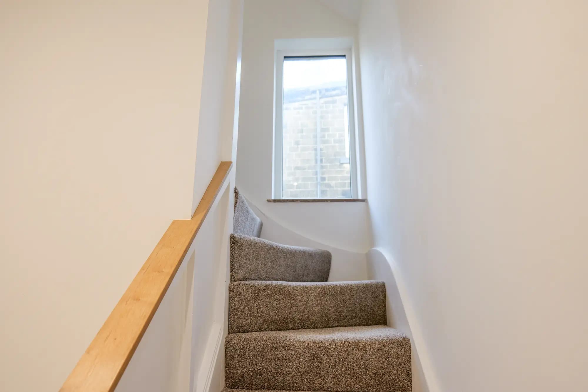 property photo 14 of 19