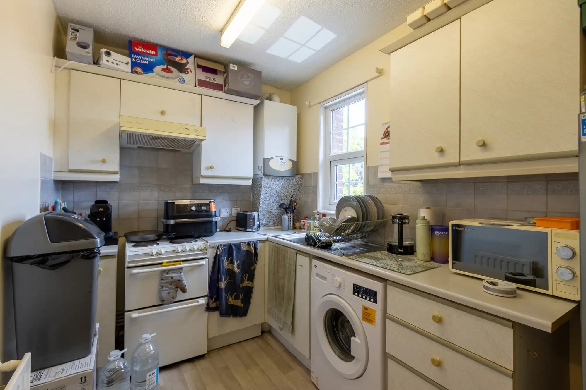property photo 7 of 16