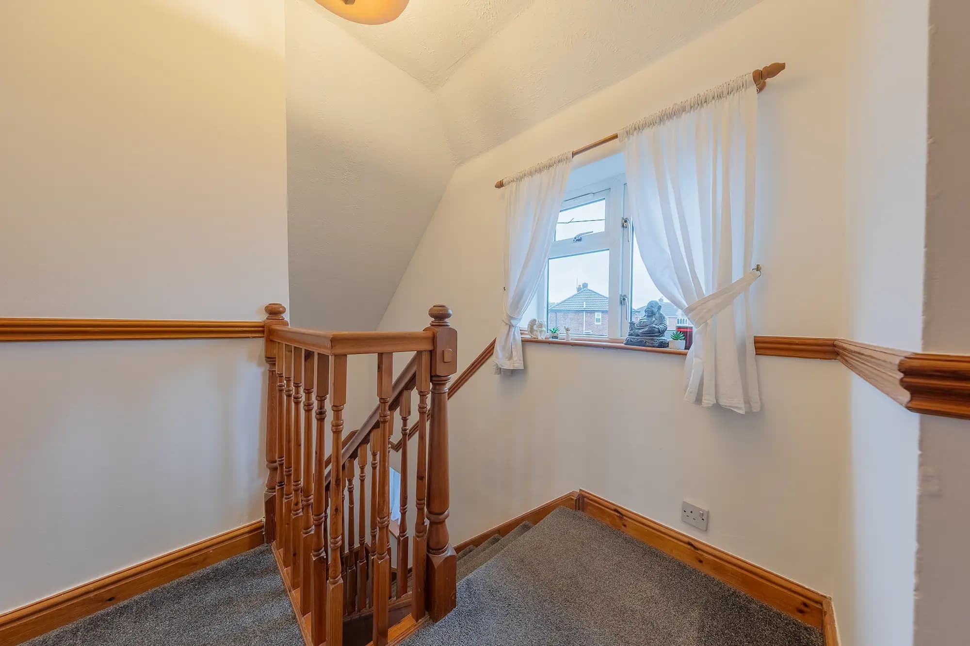 property photo 21 of 27