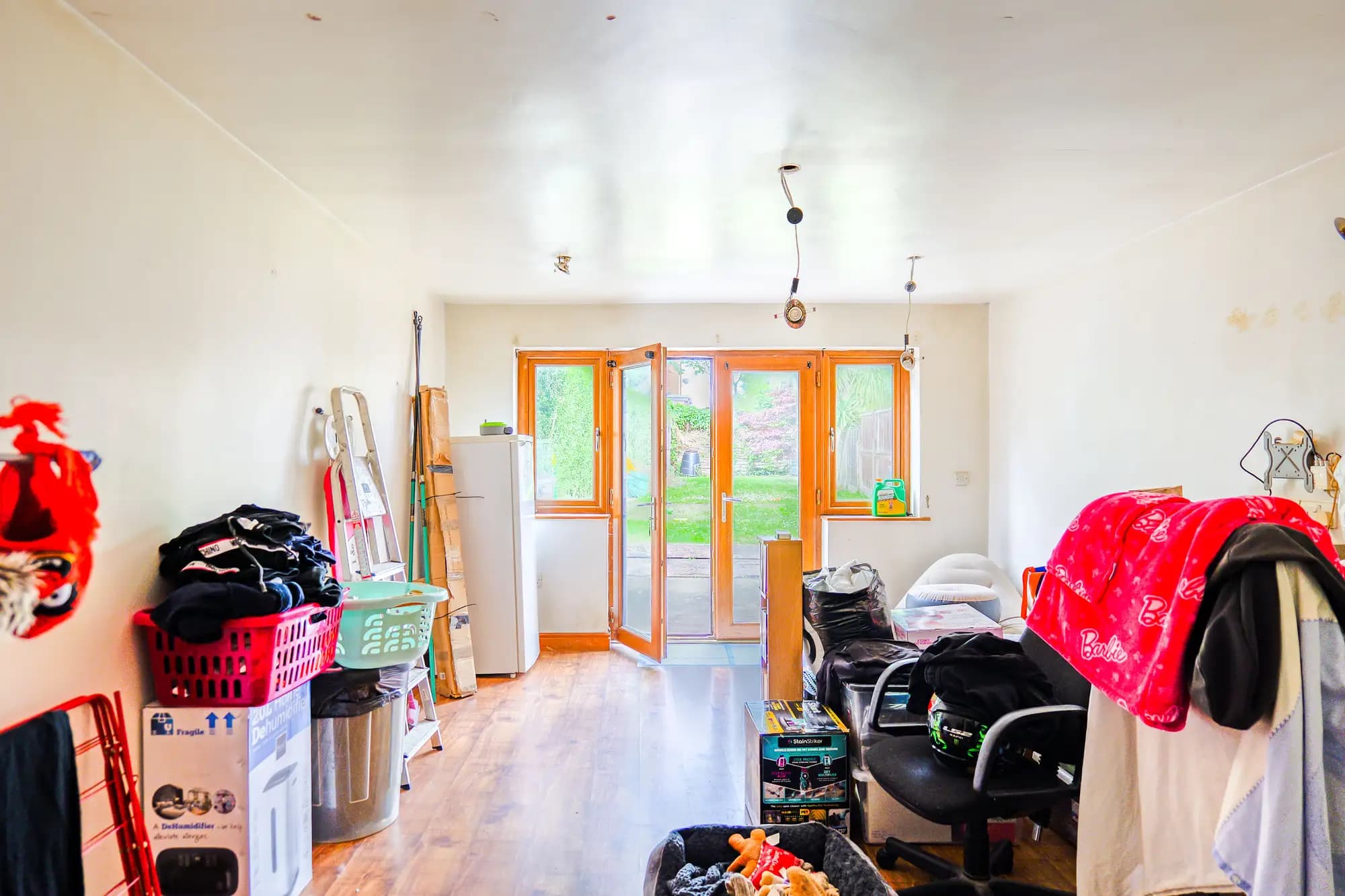 property photo 4 of 21