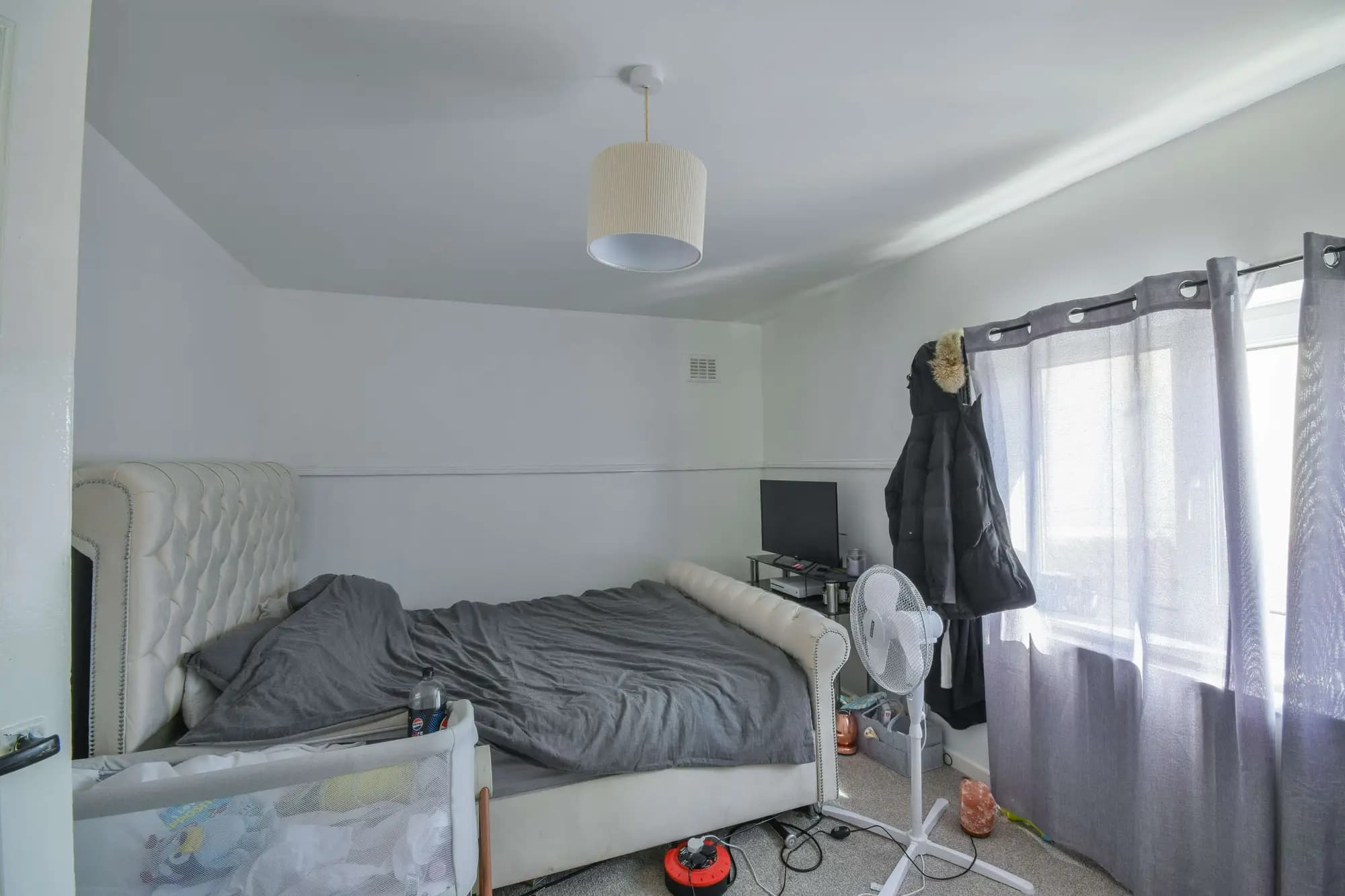 property photo 9 of 17