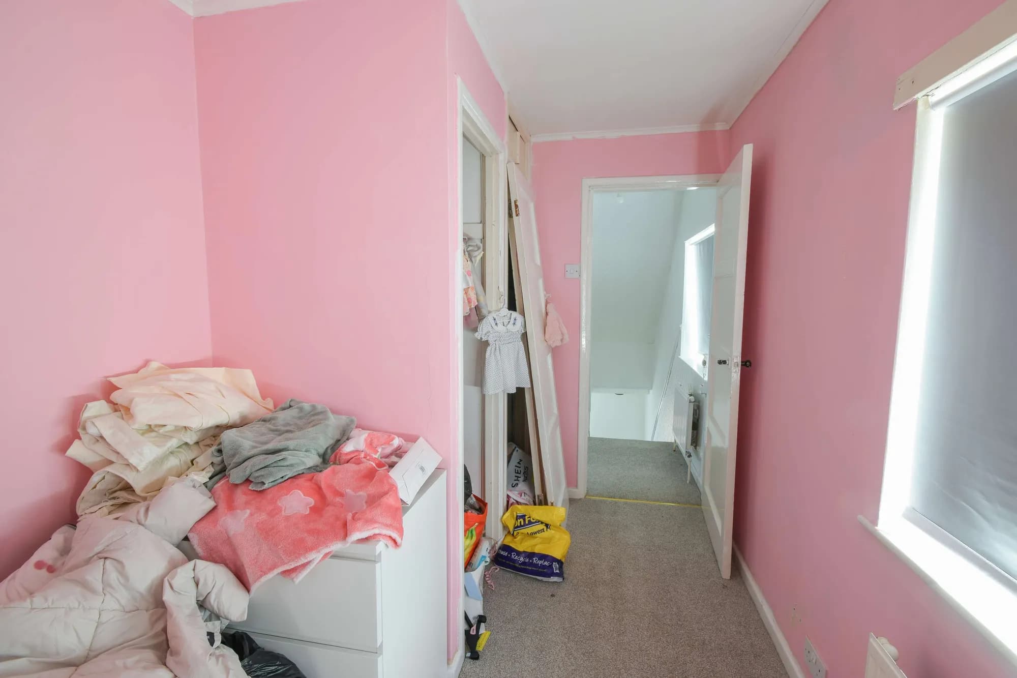 property photo 11 of 17