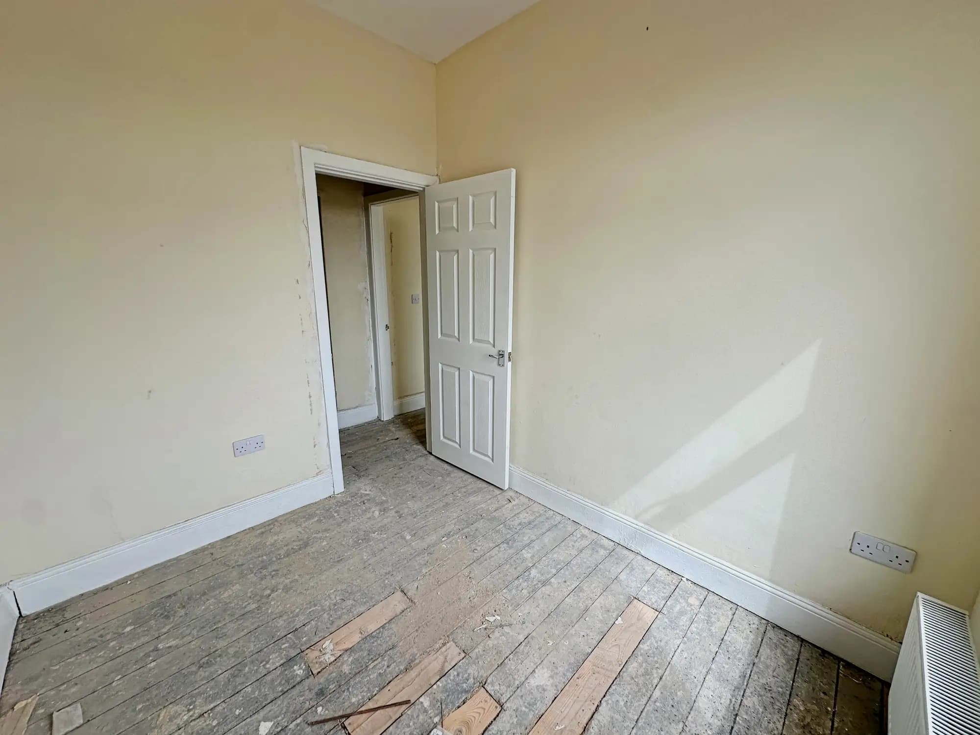 property photo 13 of 22