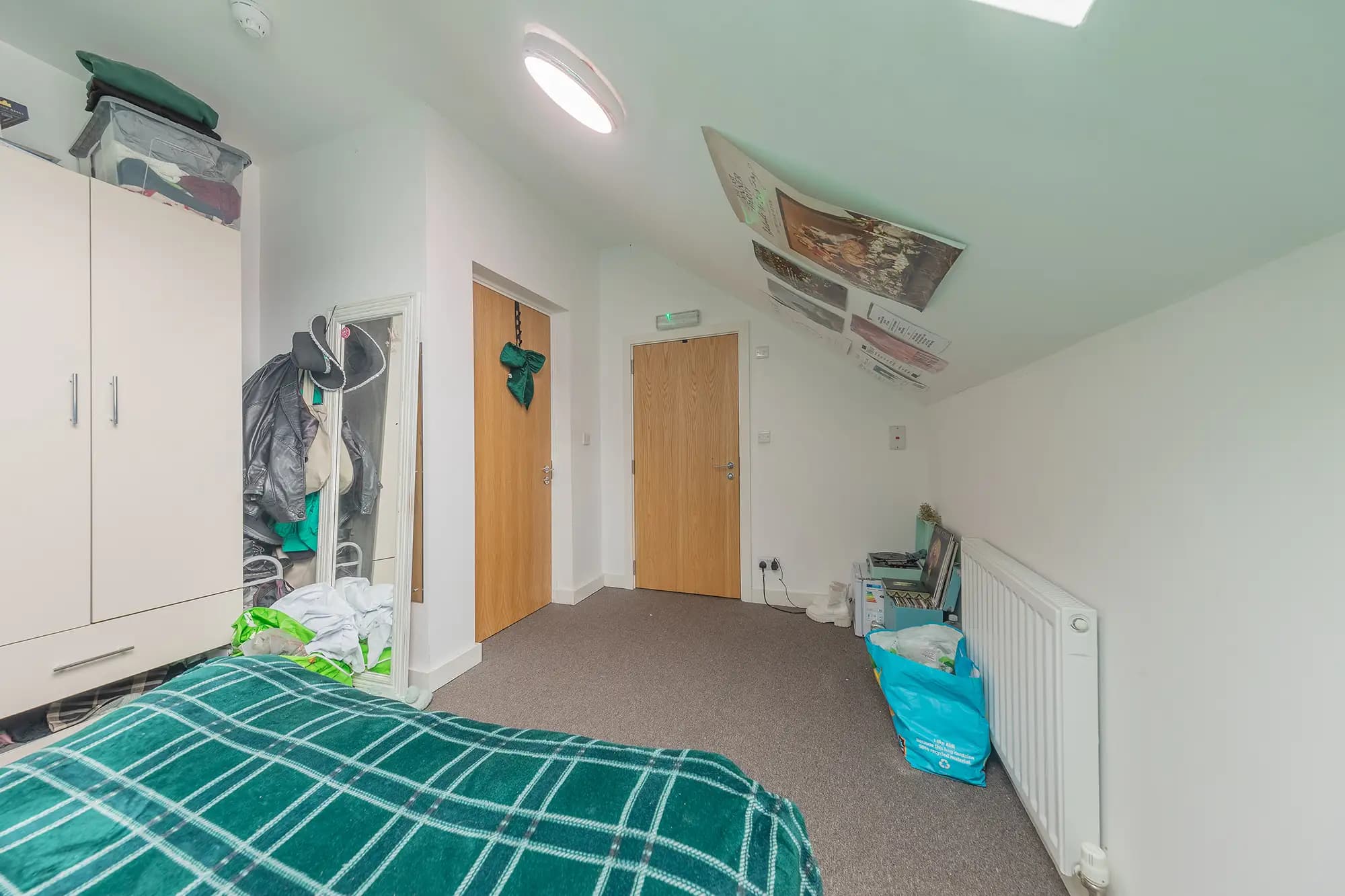 property photo 32 of 43