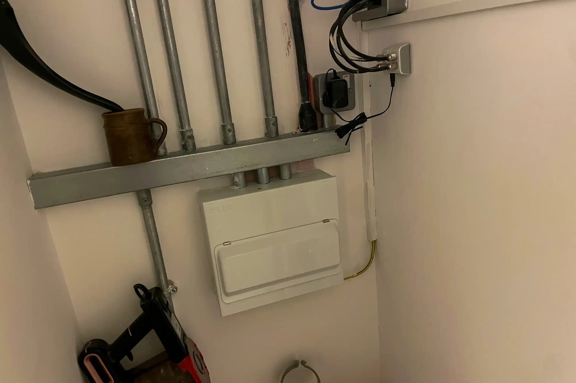 property photo 13 of 17