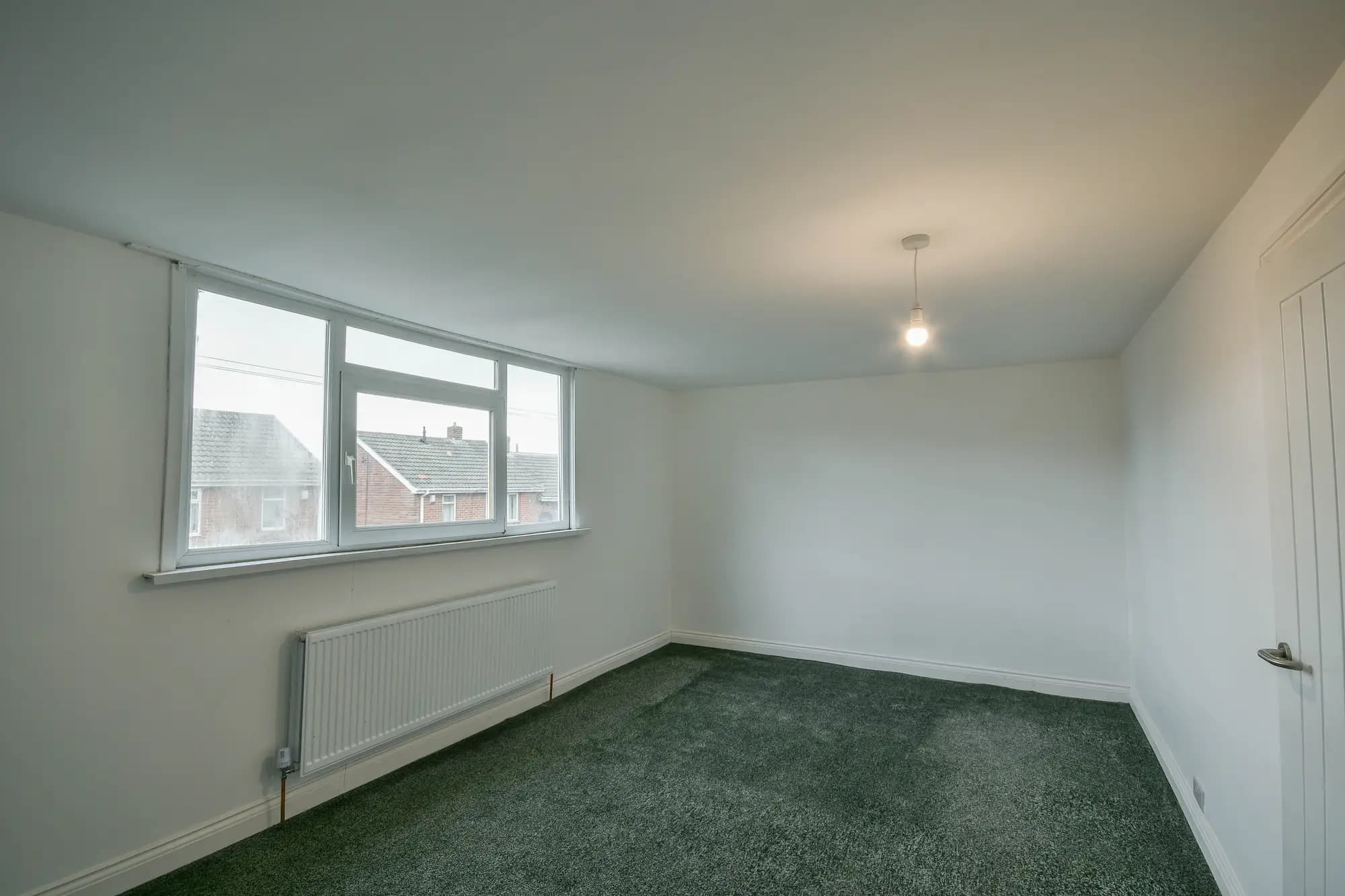 property photo 12 of 18