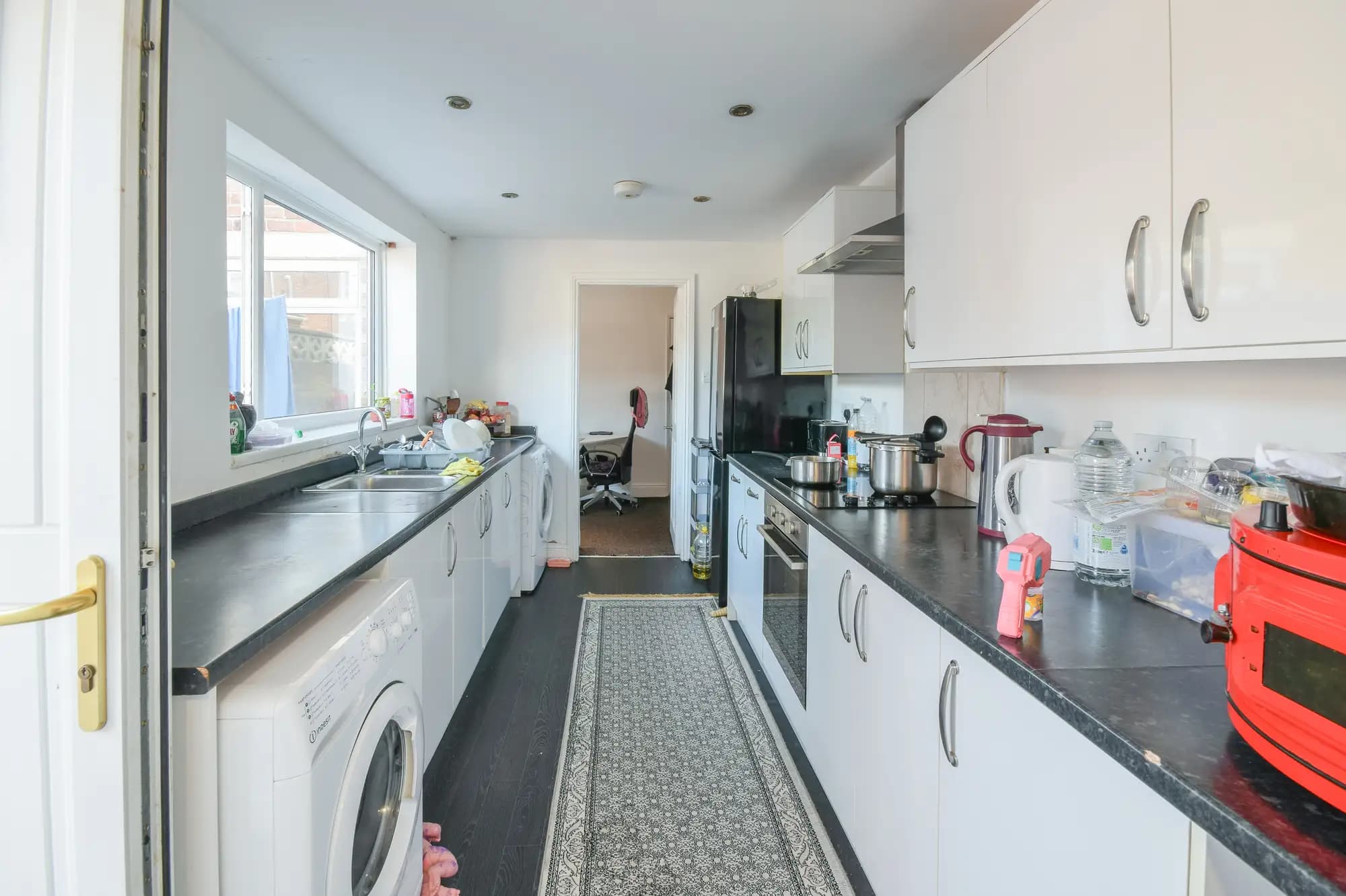property photo 5 of 19
