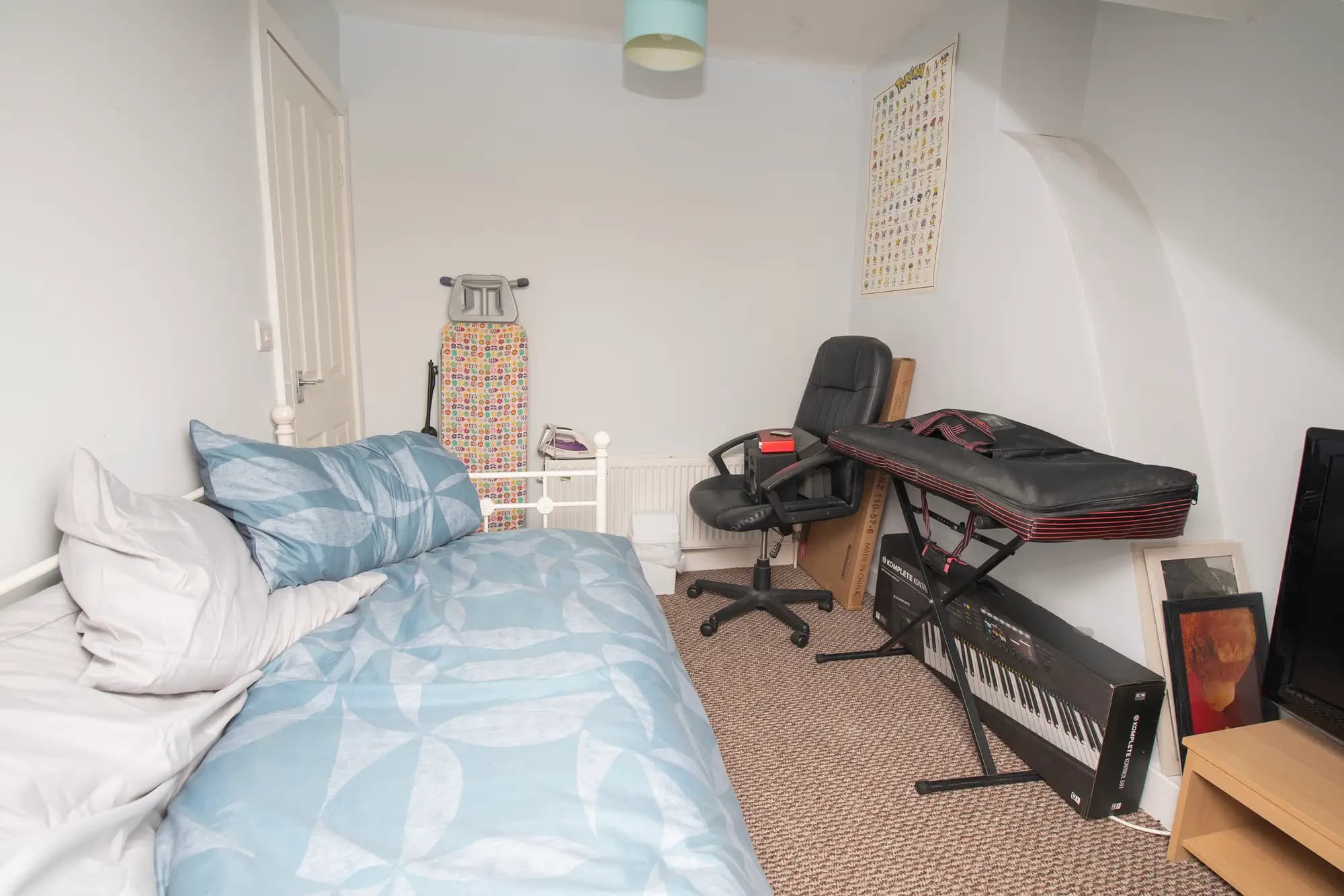 property photo 13 of 22