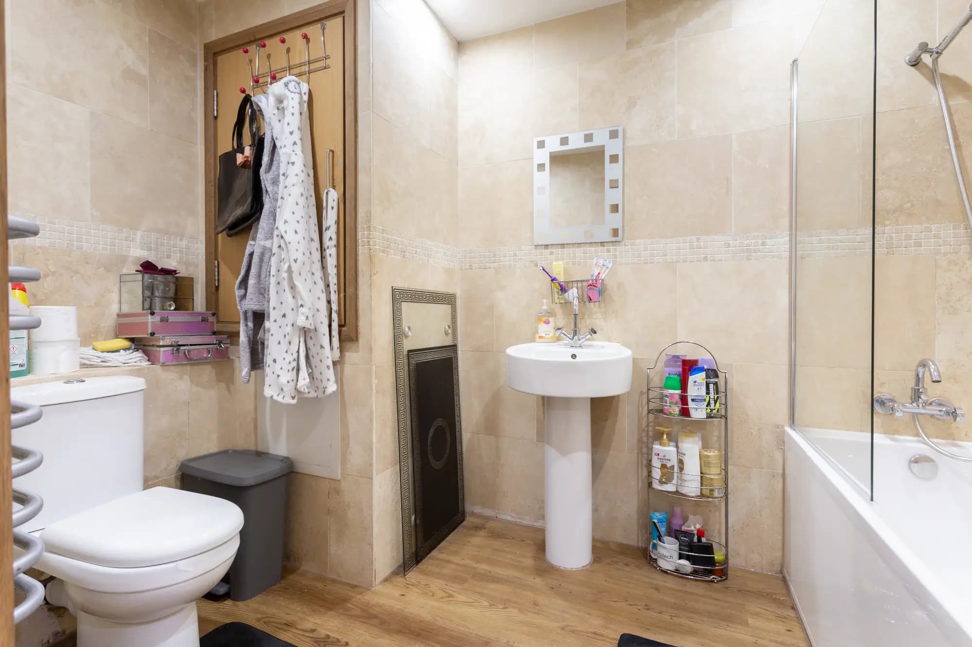 property photo 9 of 14