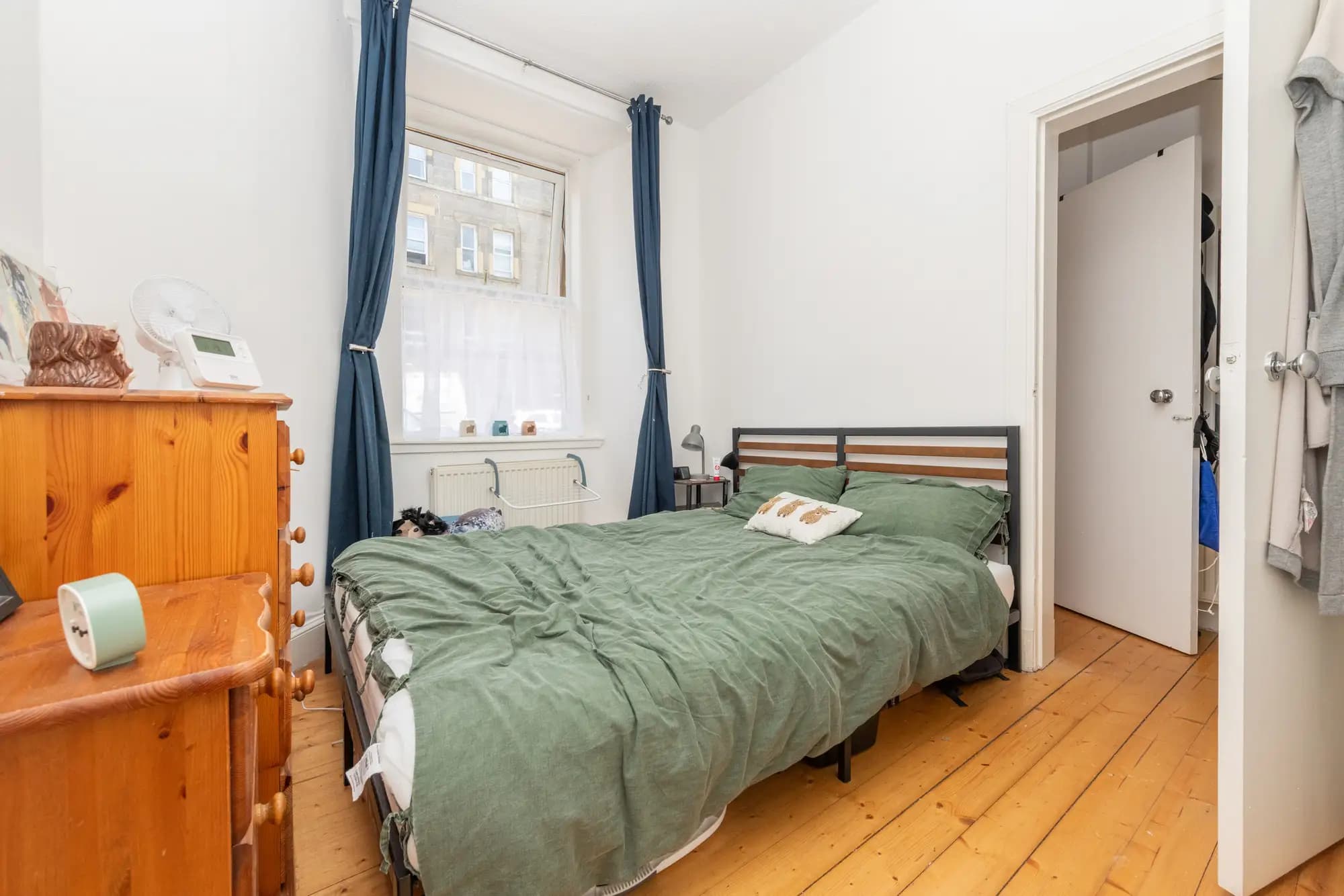 property photo 10 of 17