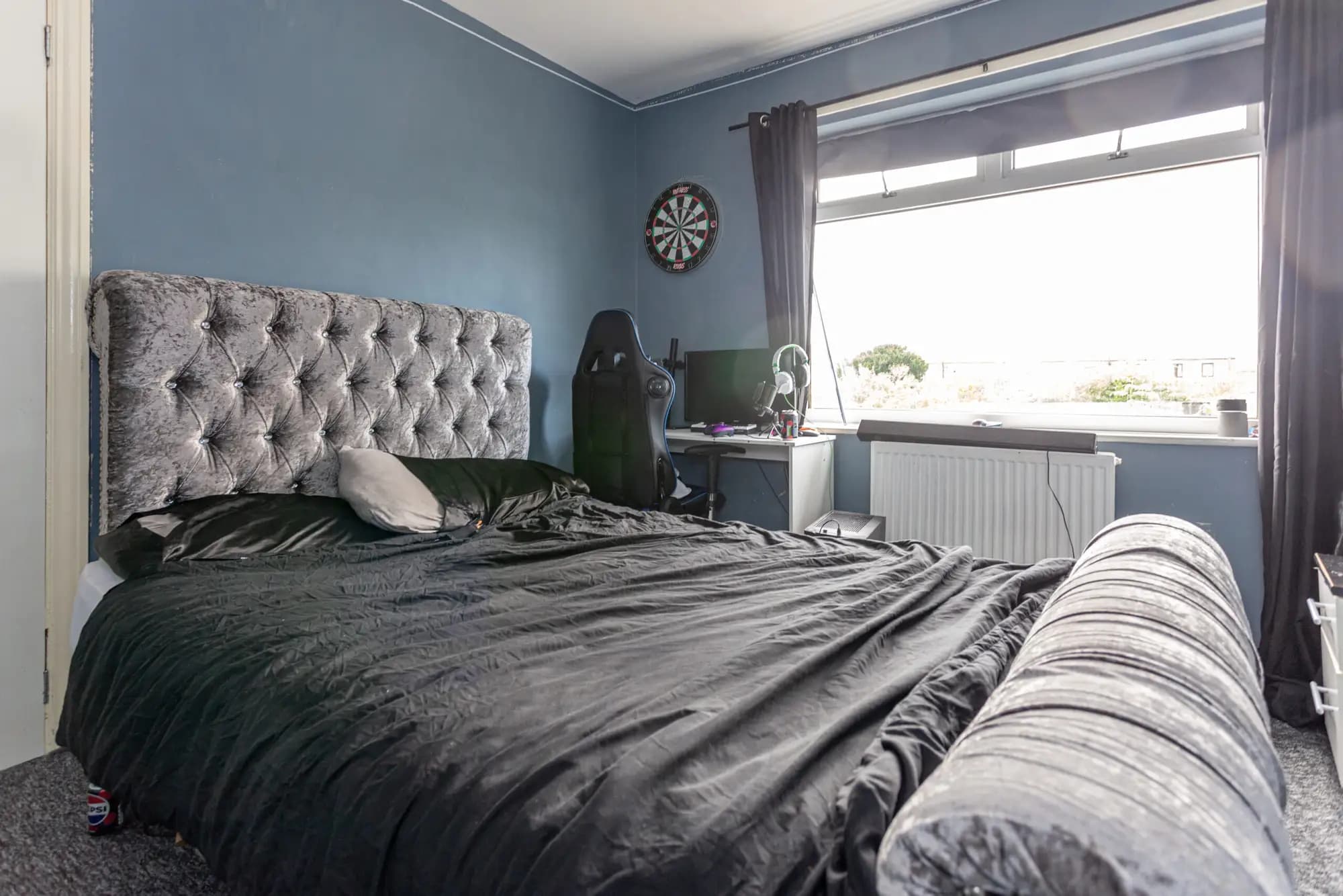 property photo 11 of 17