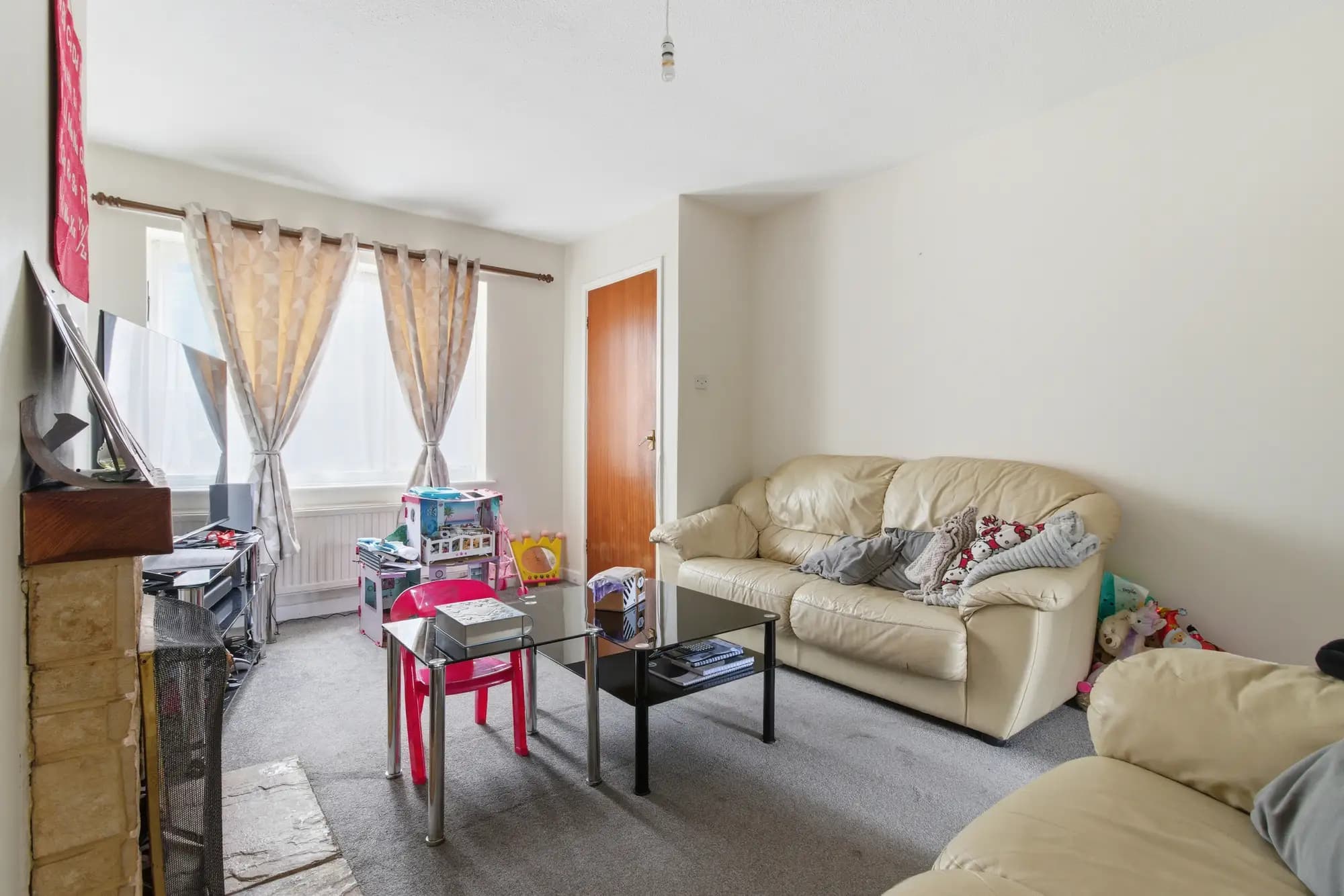 property photo 3 of 24