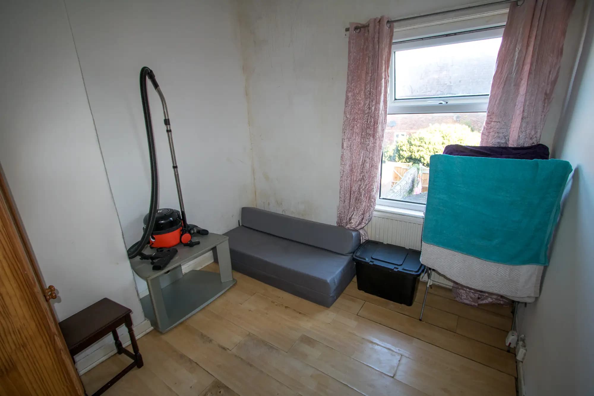 property photo 9 of 14