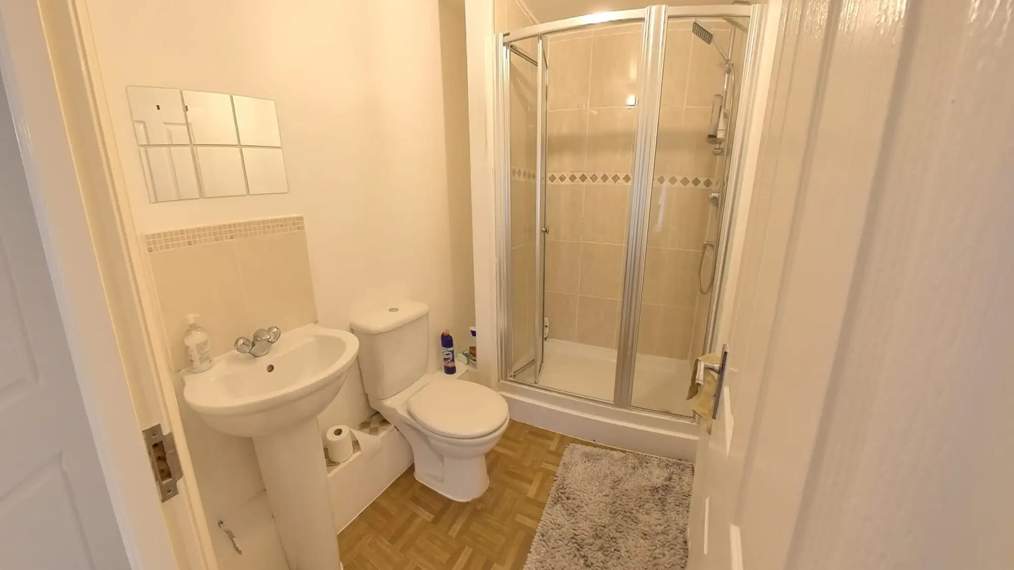 property photo 8 of 15