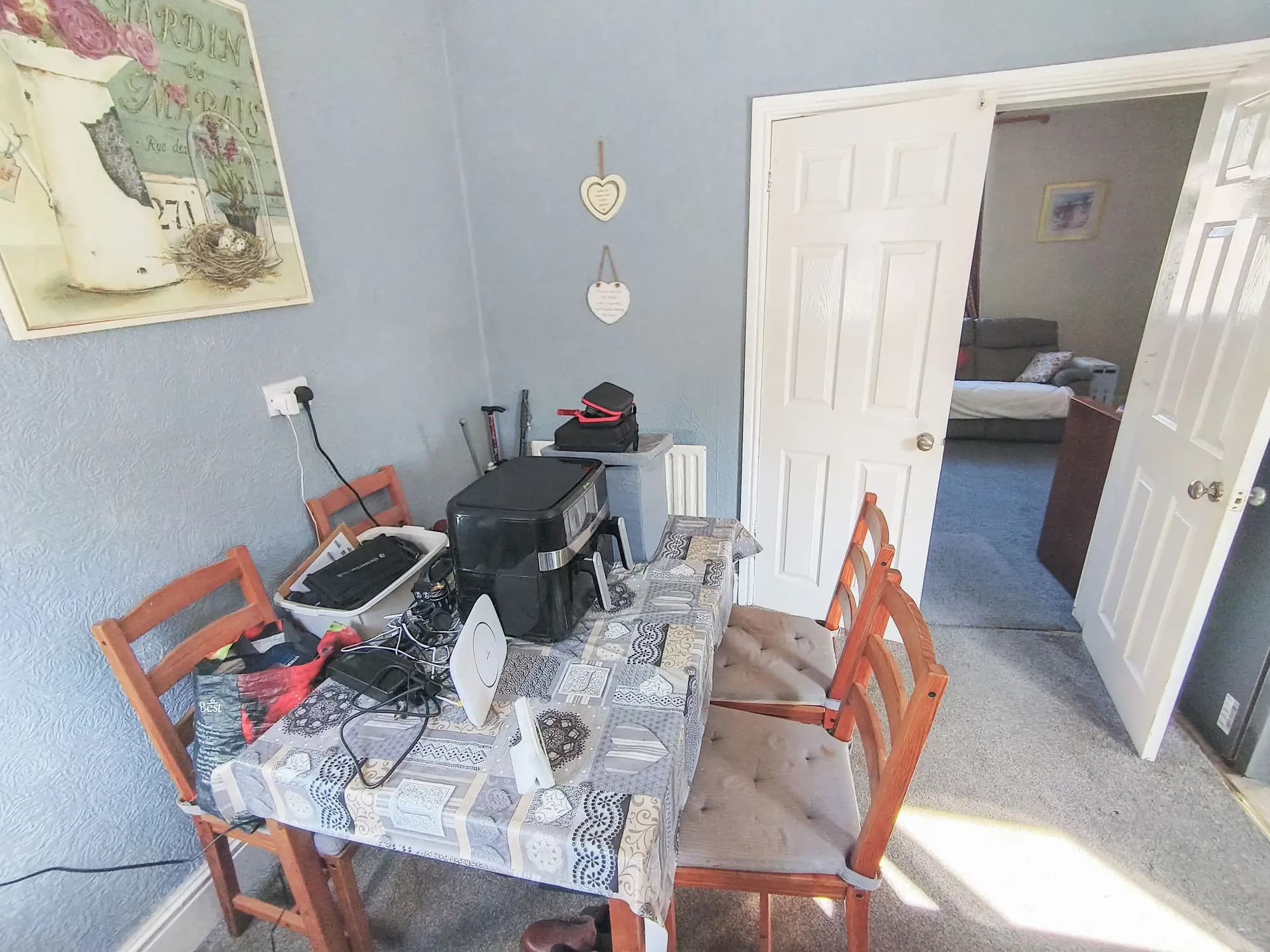 property photo 9 of 21