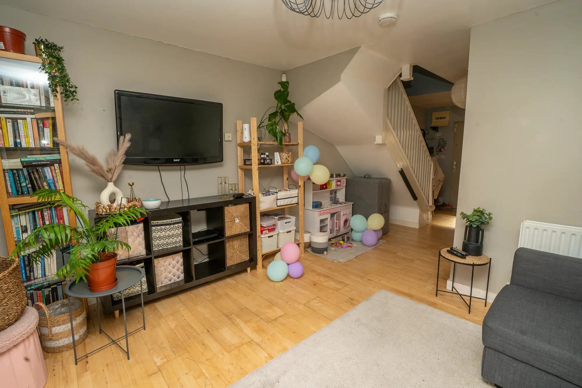 property photo 4 of 19