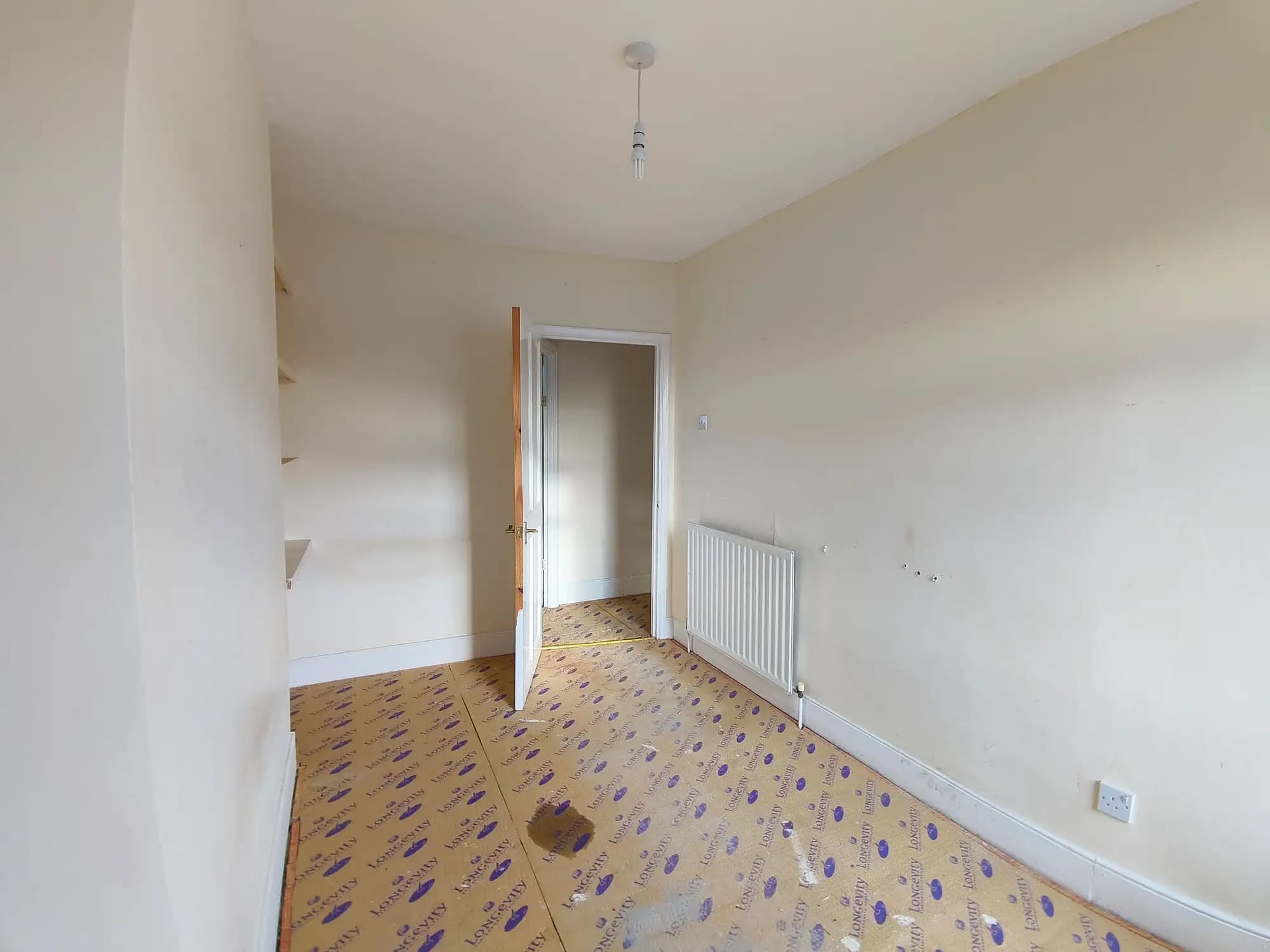 property photo 11 of 15