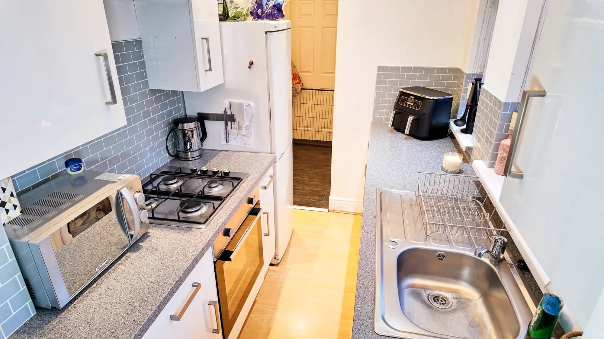 property photo 8 of 26