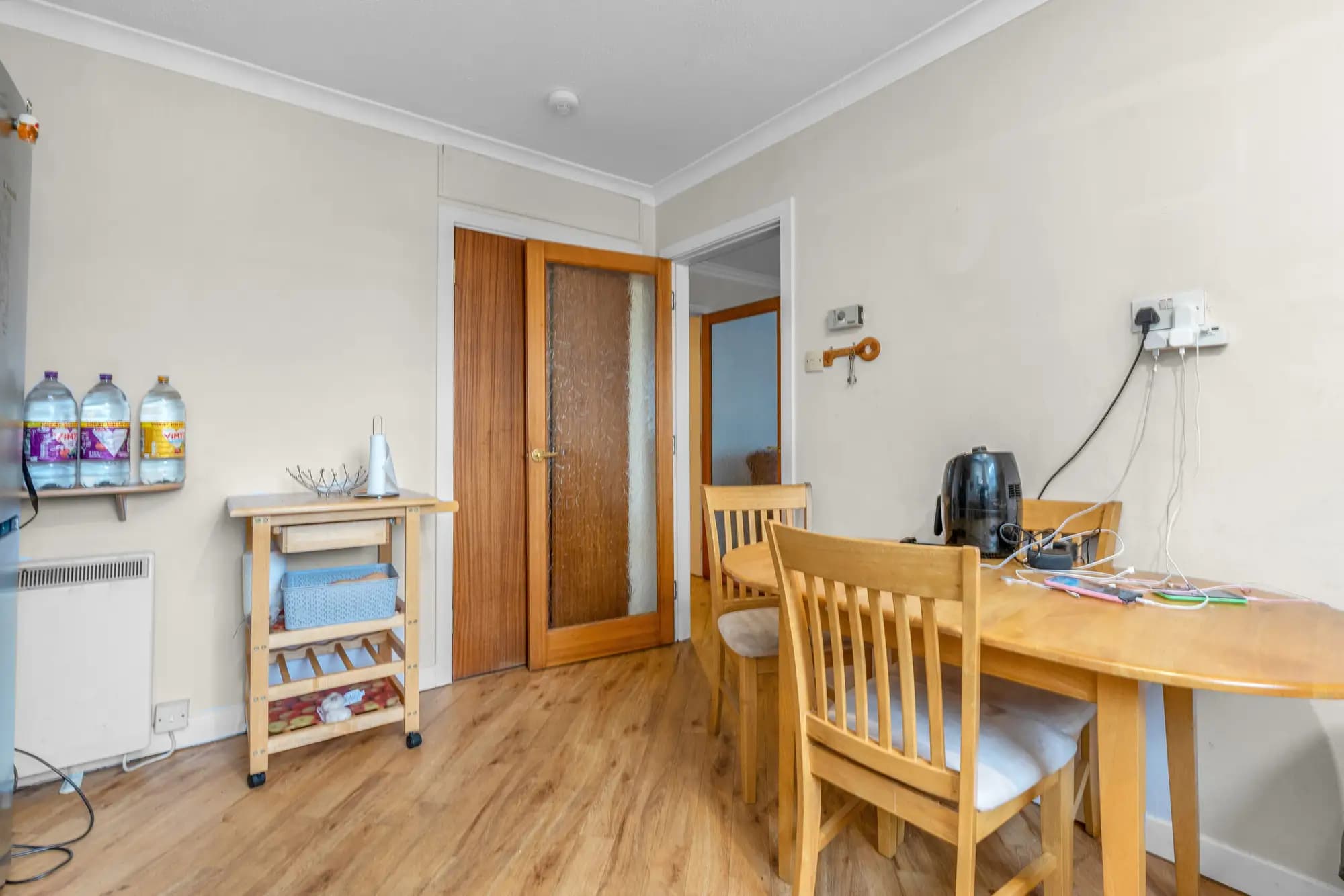 property photo 8 of 17