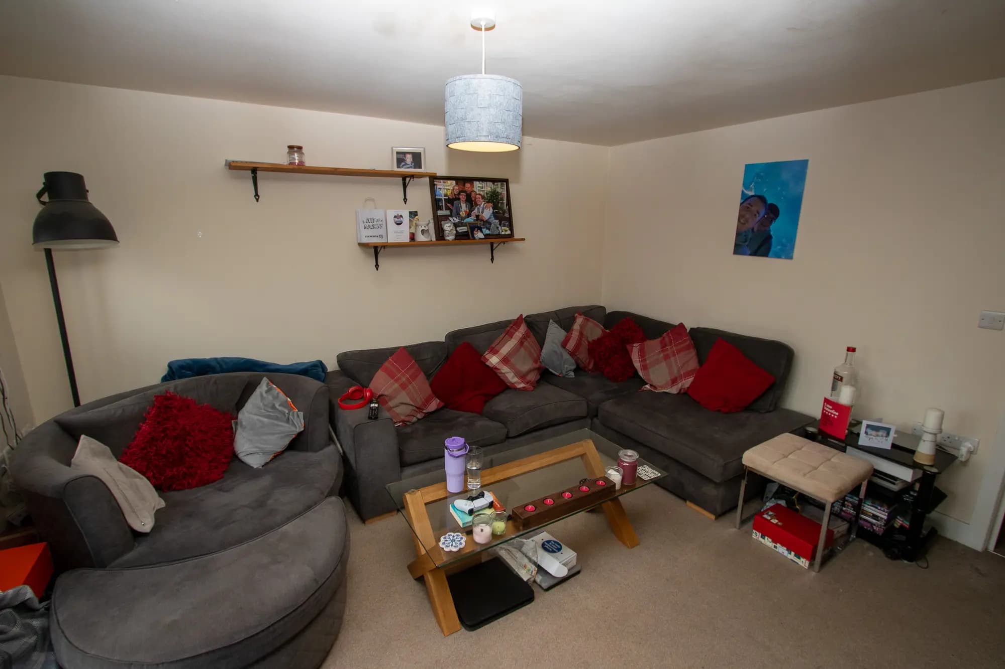 property photo 4 of 16