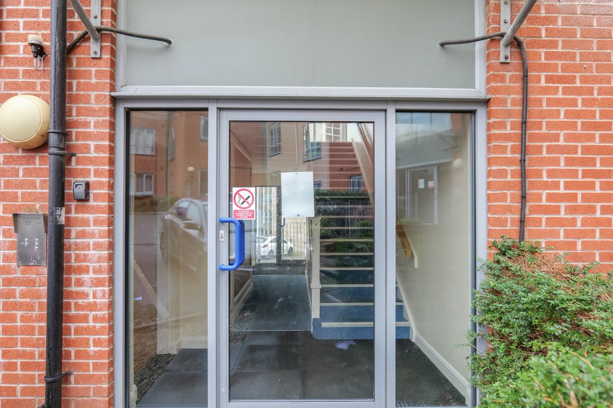 property photo 11 of 14