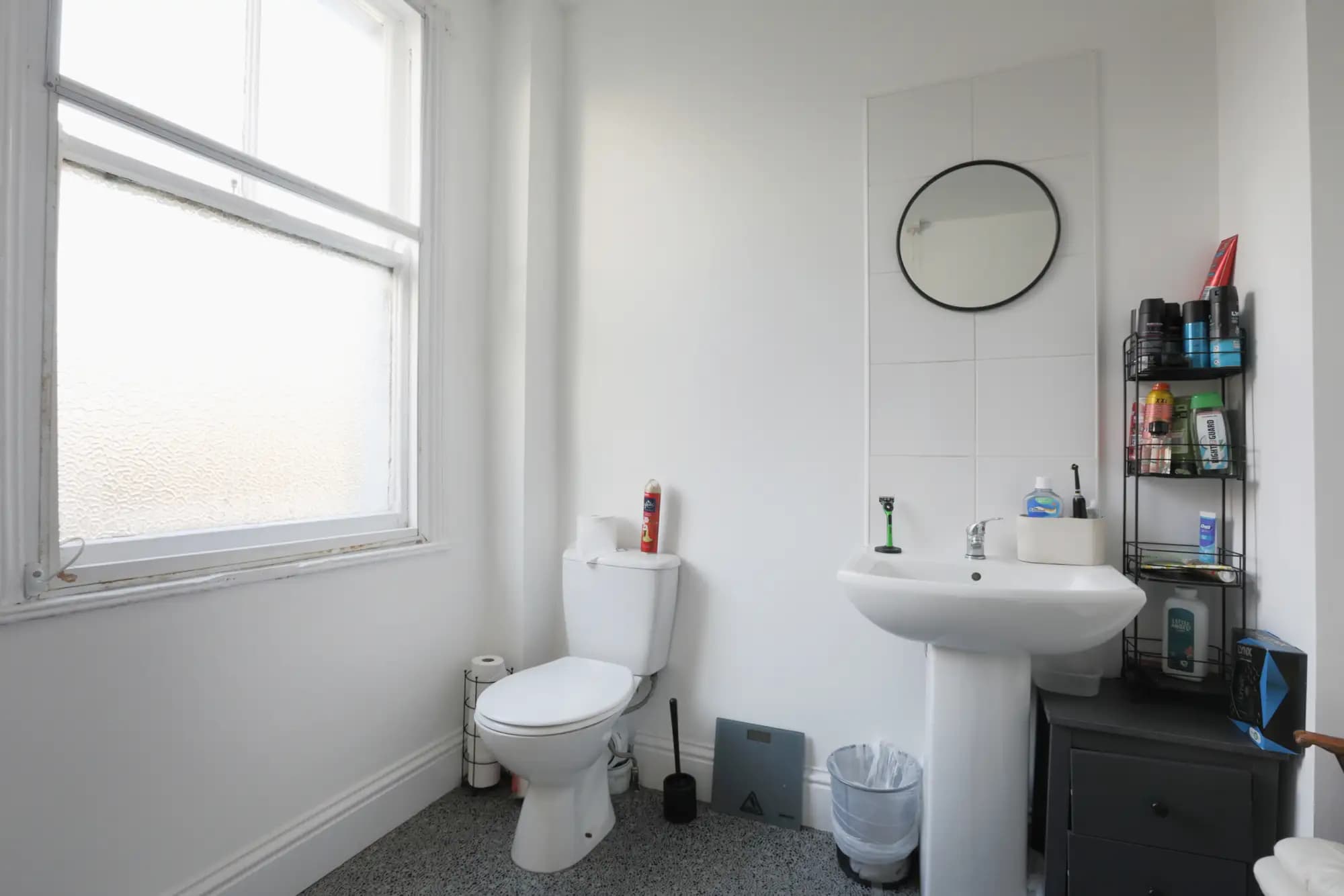 property photo 8 of 23