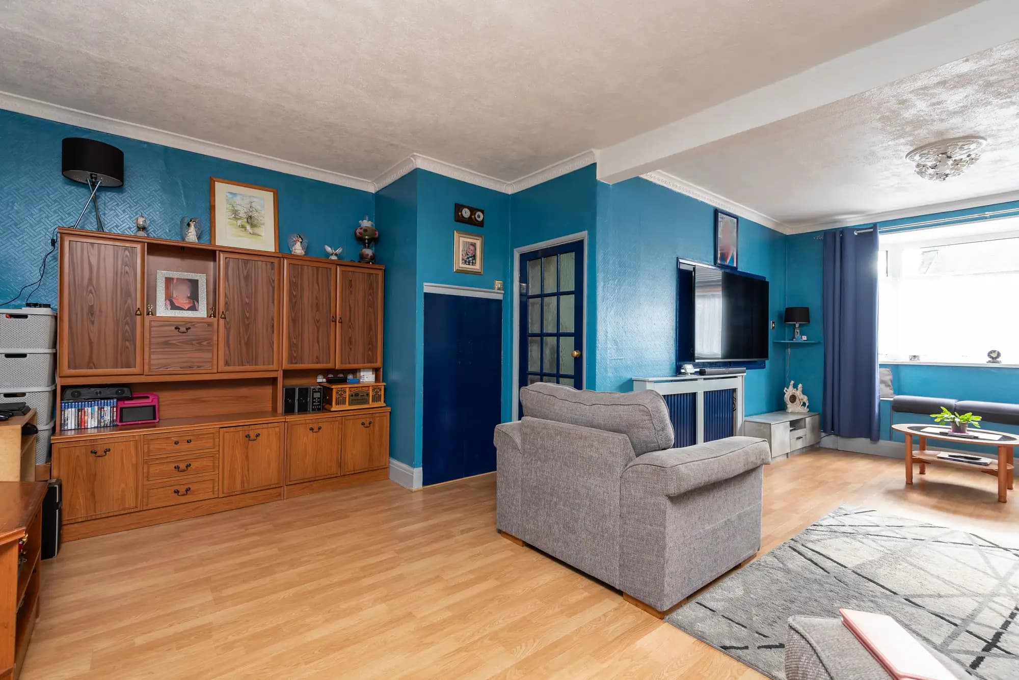 property photo 8 of 24