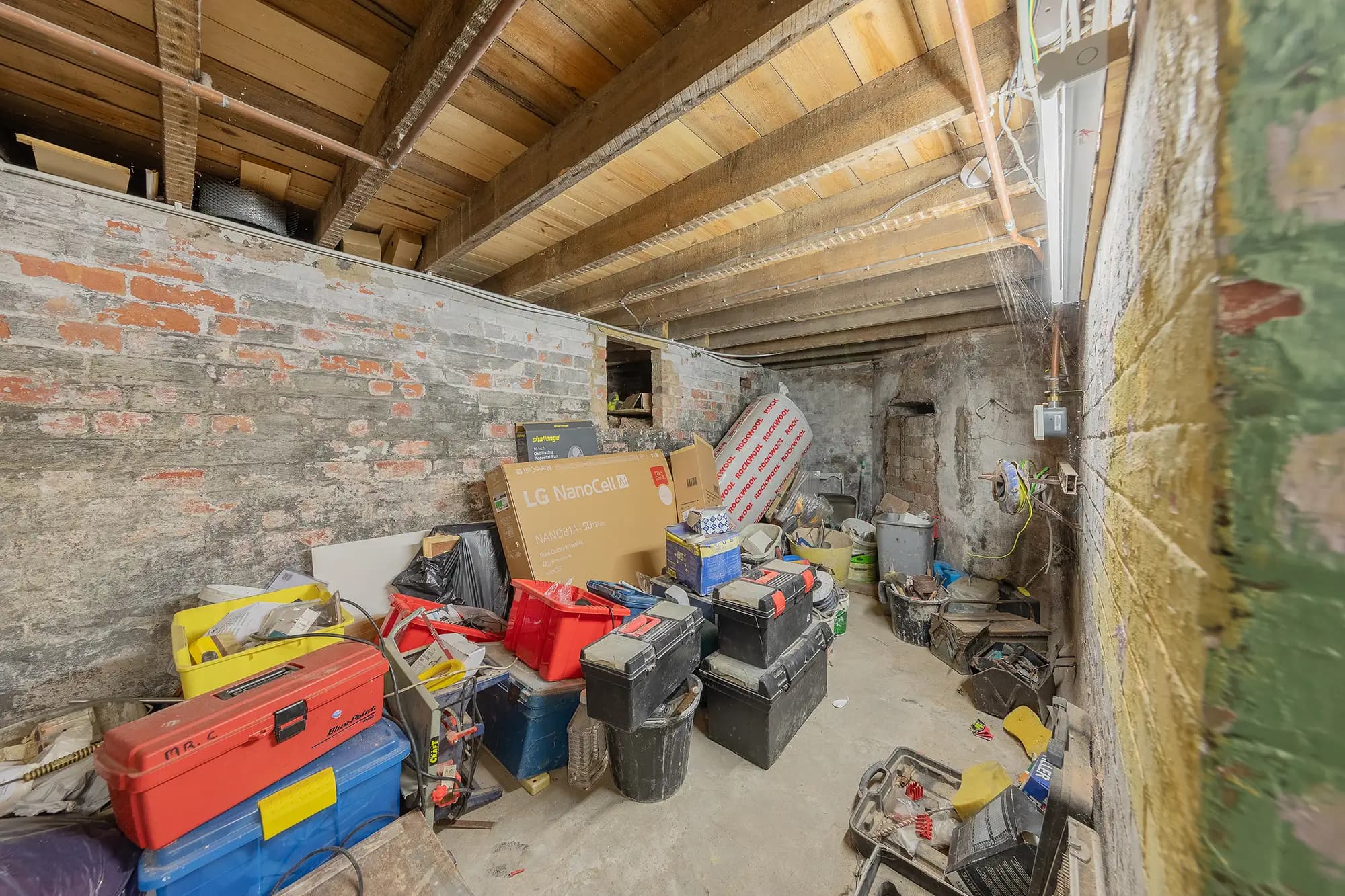 property photo 34 of 38