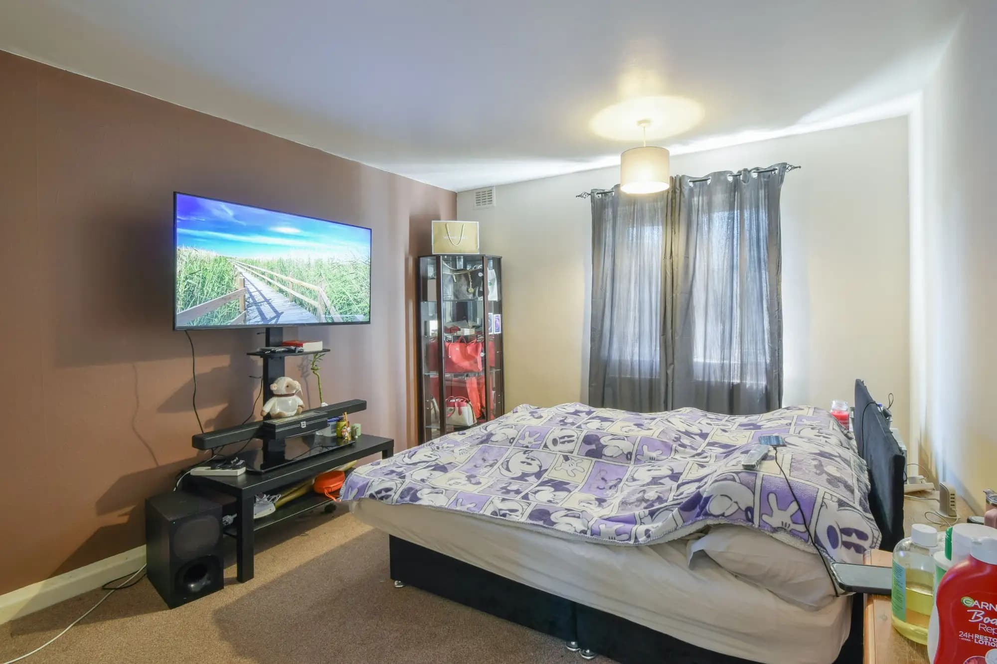 property photo 10 of 16