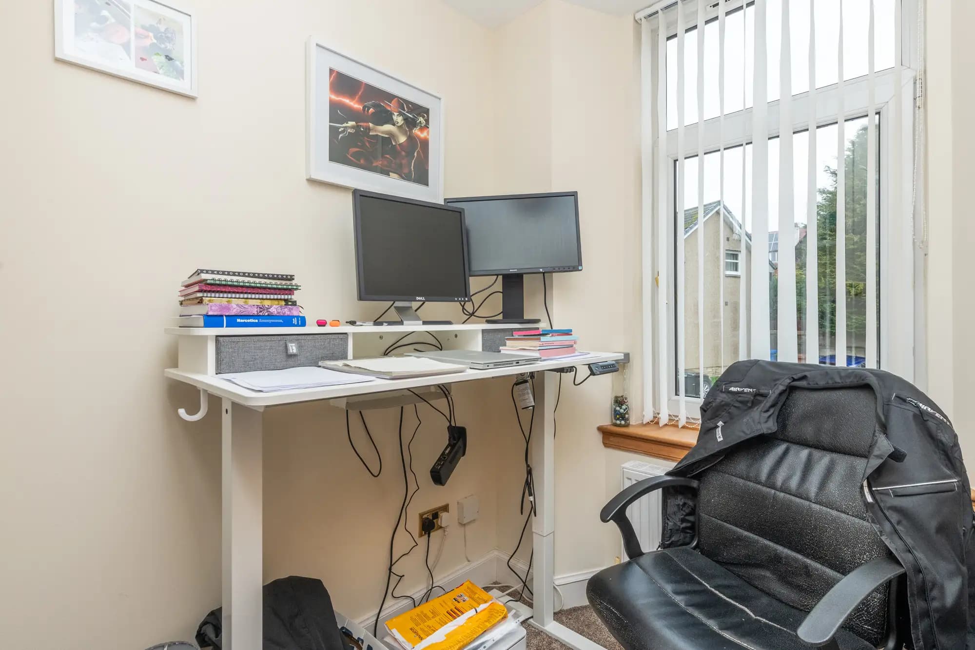 property photo 17 of 30