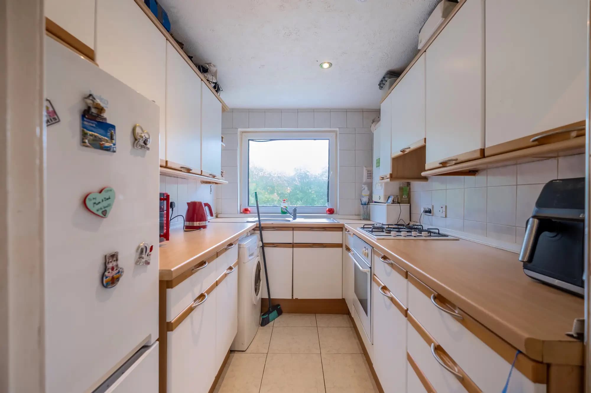 property photo 6 of 24