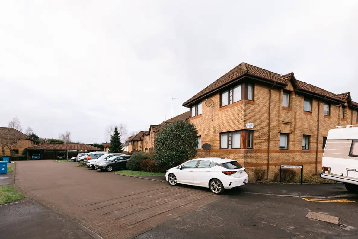 property photo 38 of 43