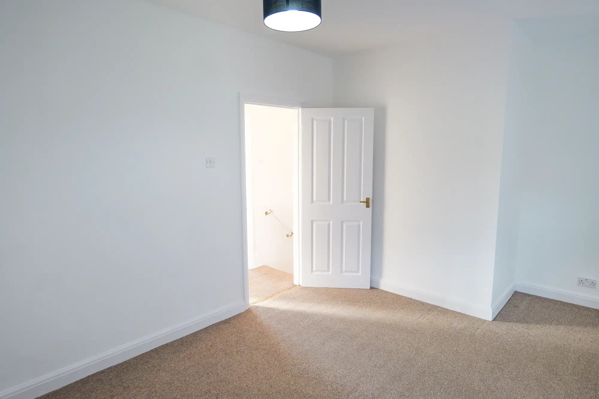 property photo 12 of 23