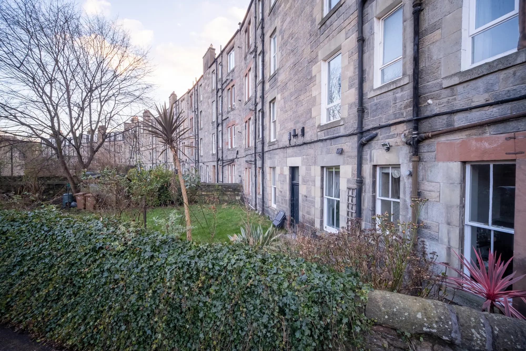 property photo 23 of 31