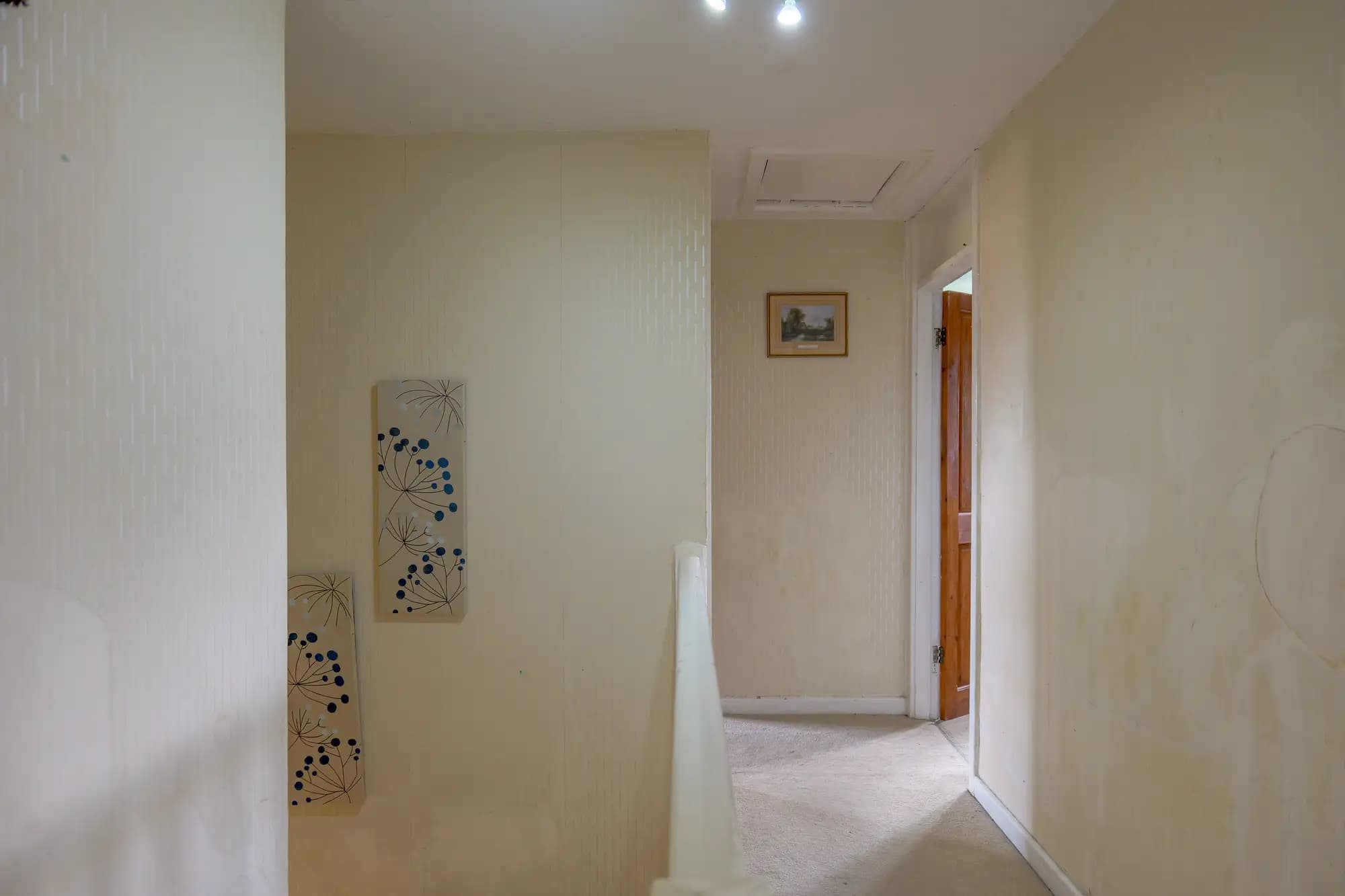 property photo 11 of 23