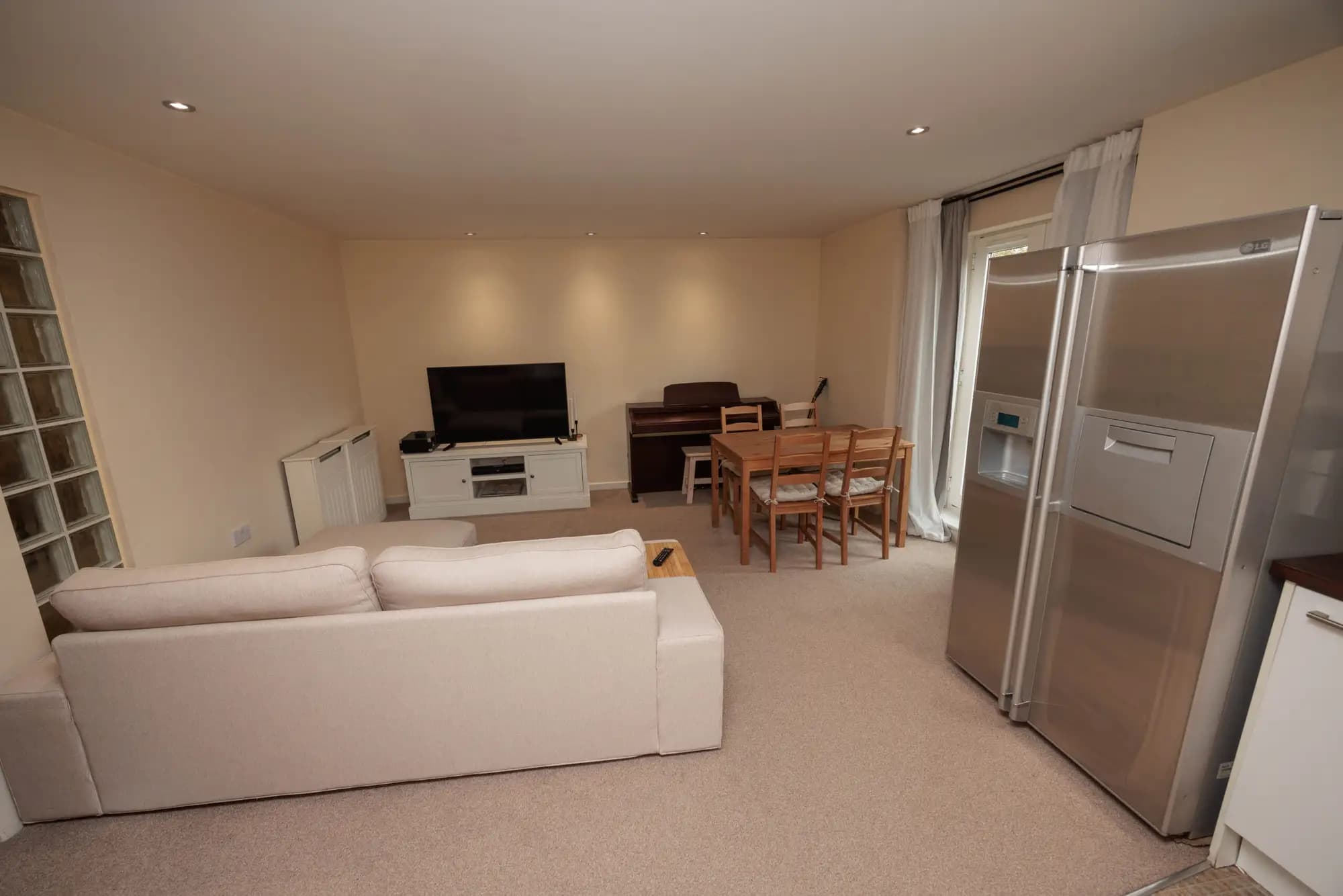 property photo 12 of 16